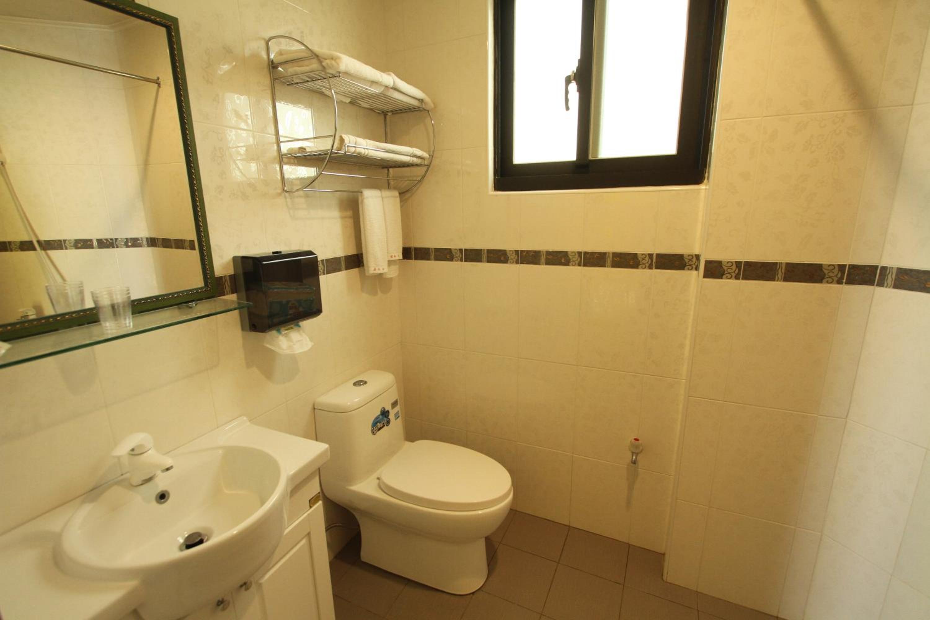 Quadruple Room with Bathroom photo 3