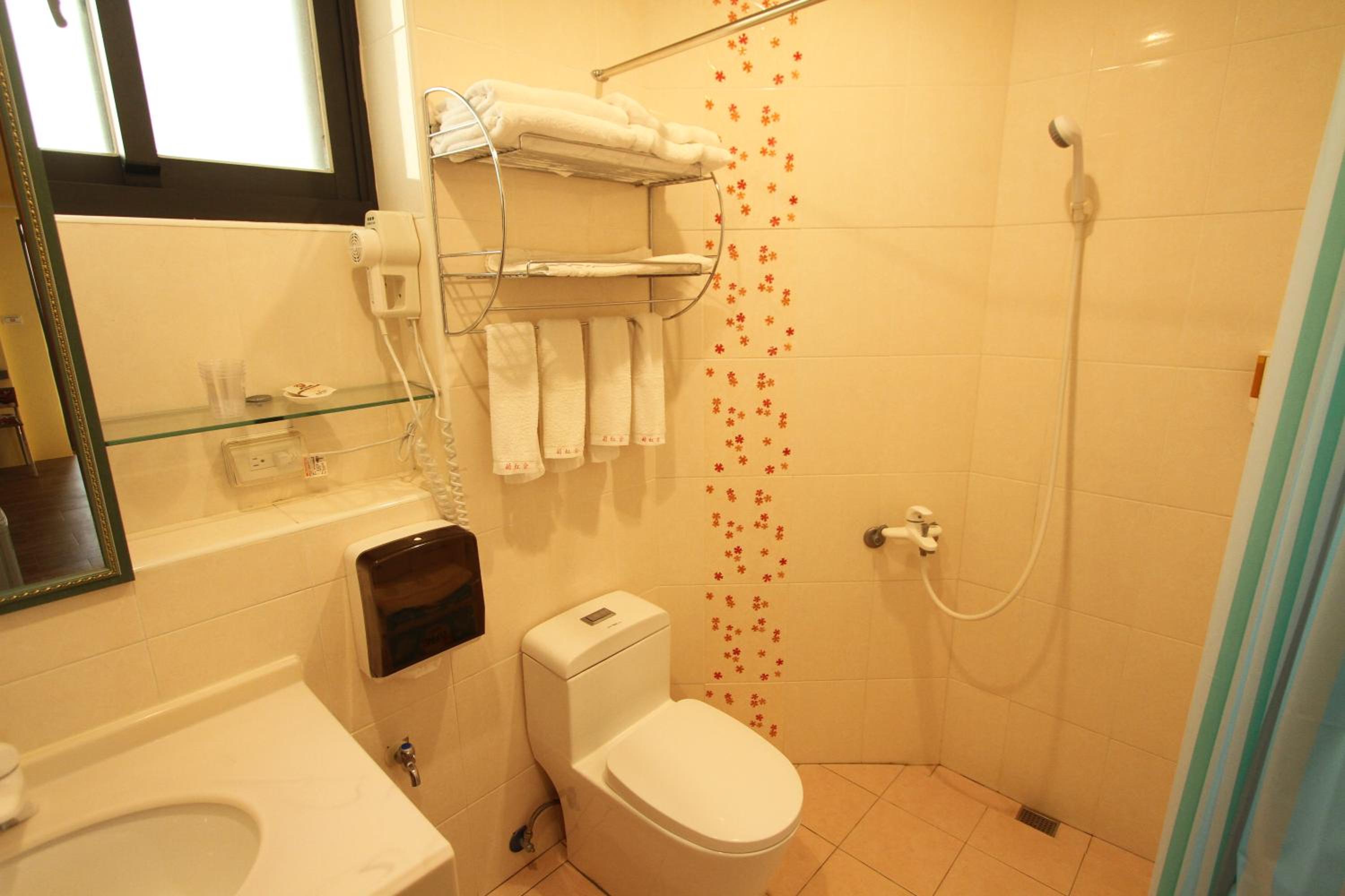 Quadruple Room with Bathroom photo 2