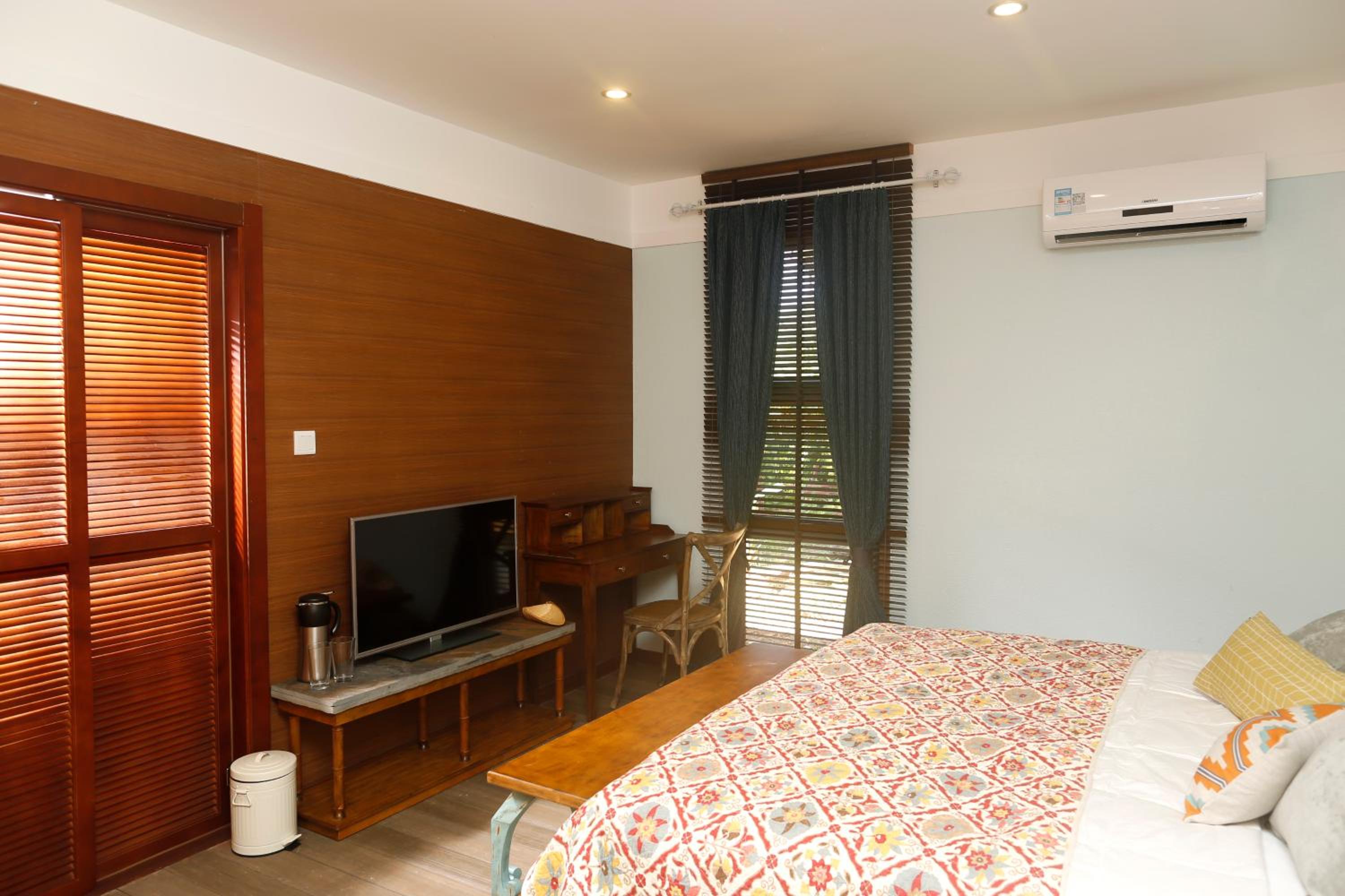 Studio Apartment - Photo 4