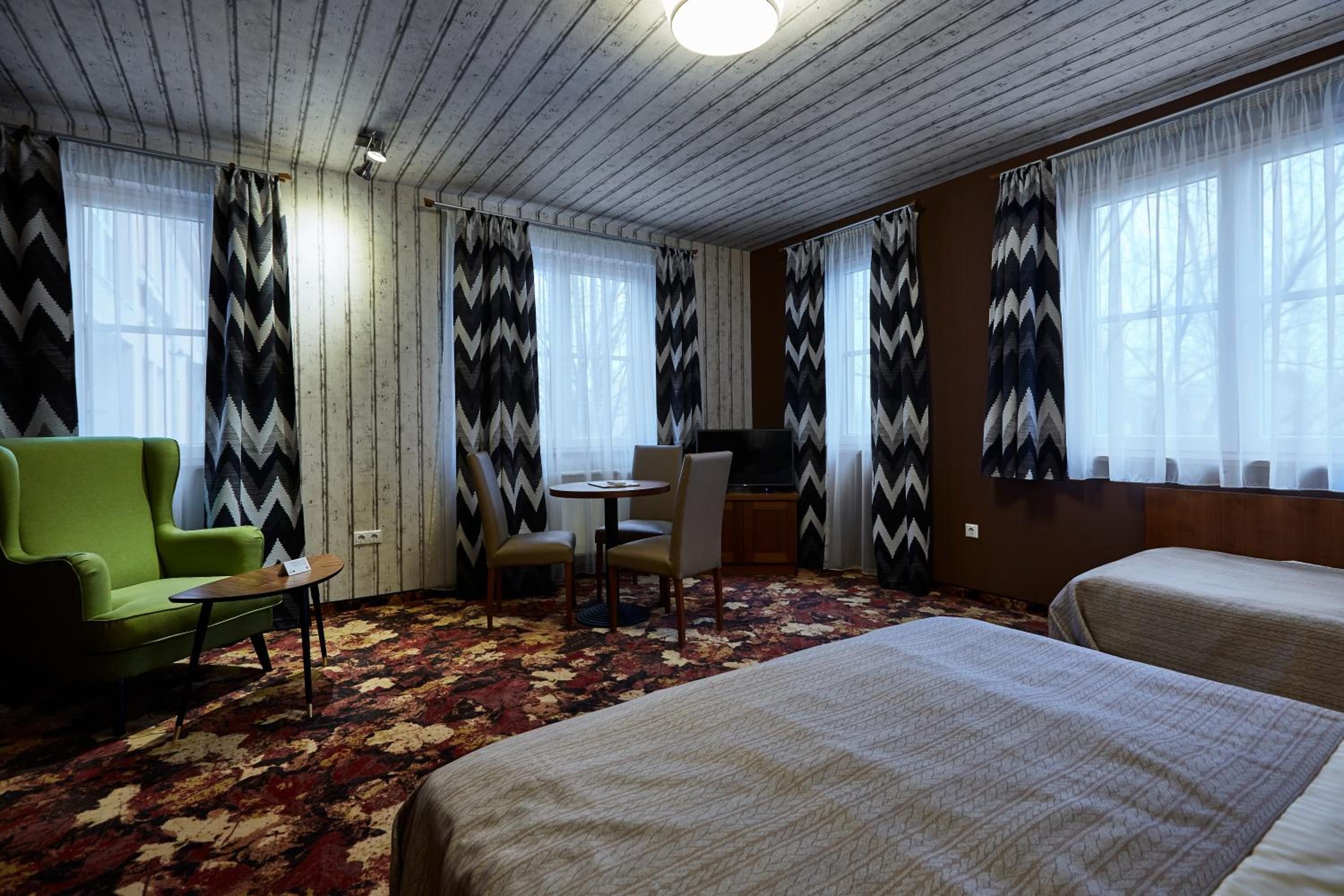 Deluxe Triple Room photo 2