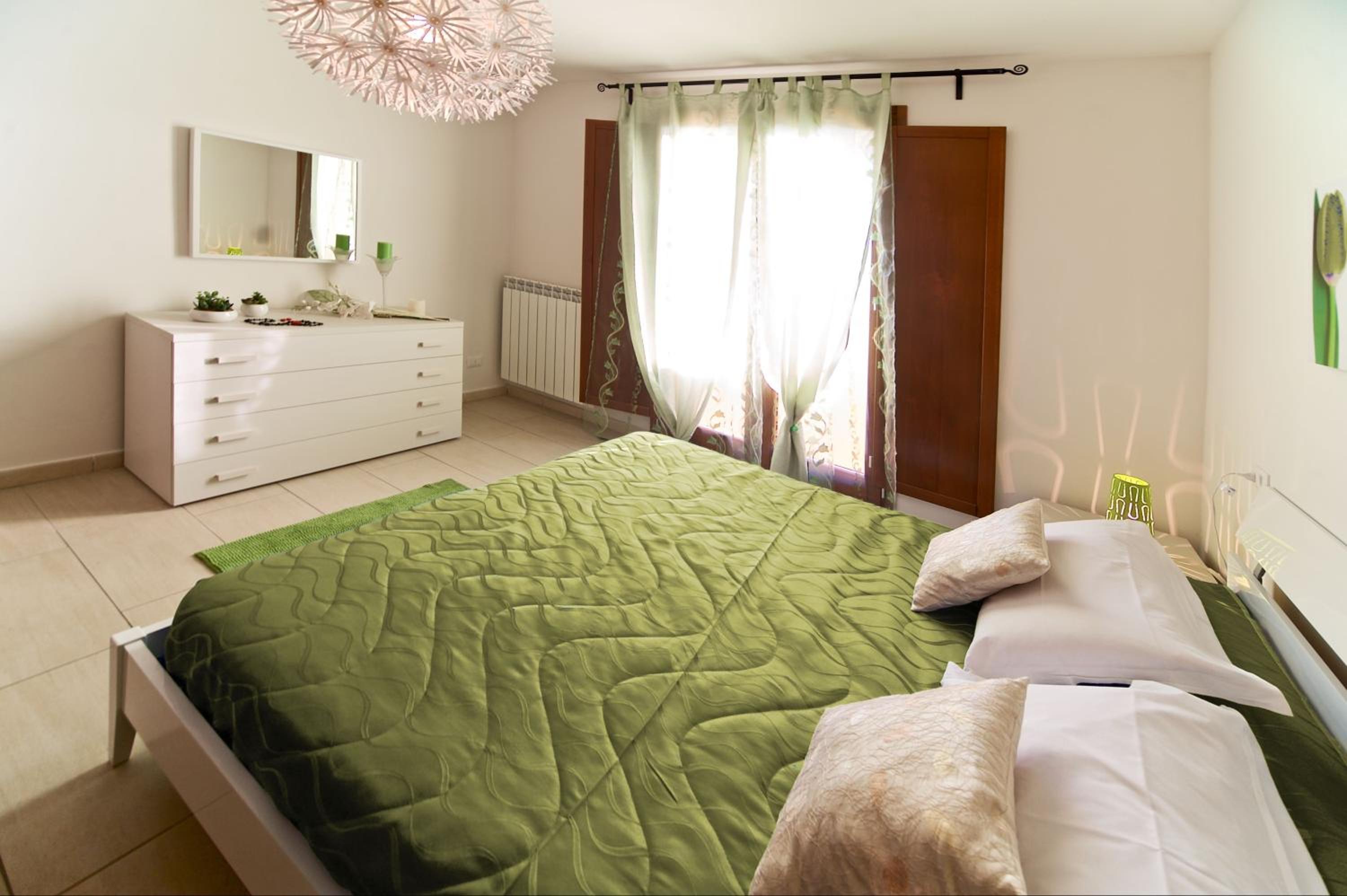 Two-Bedroom Apartment - Photo 1