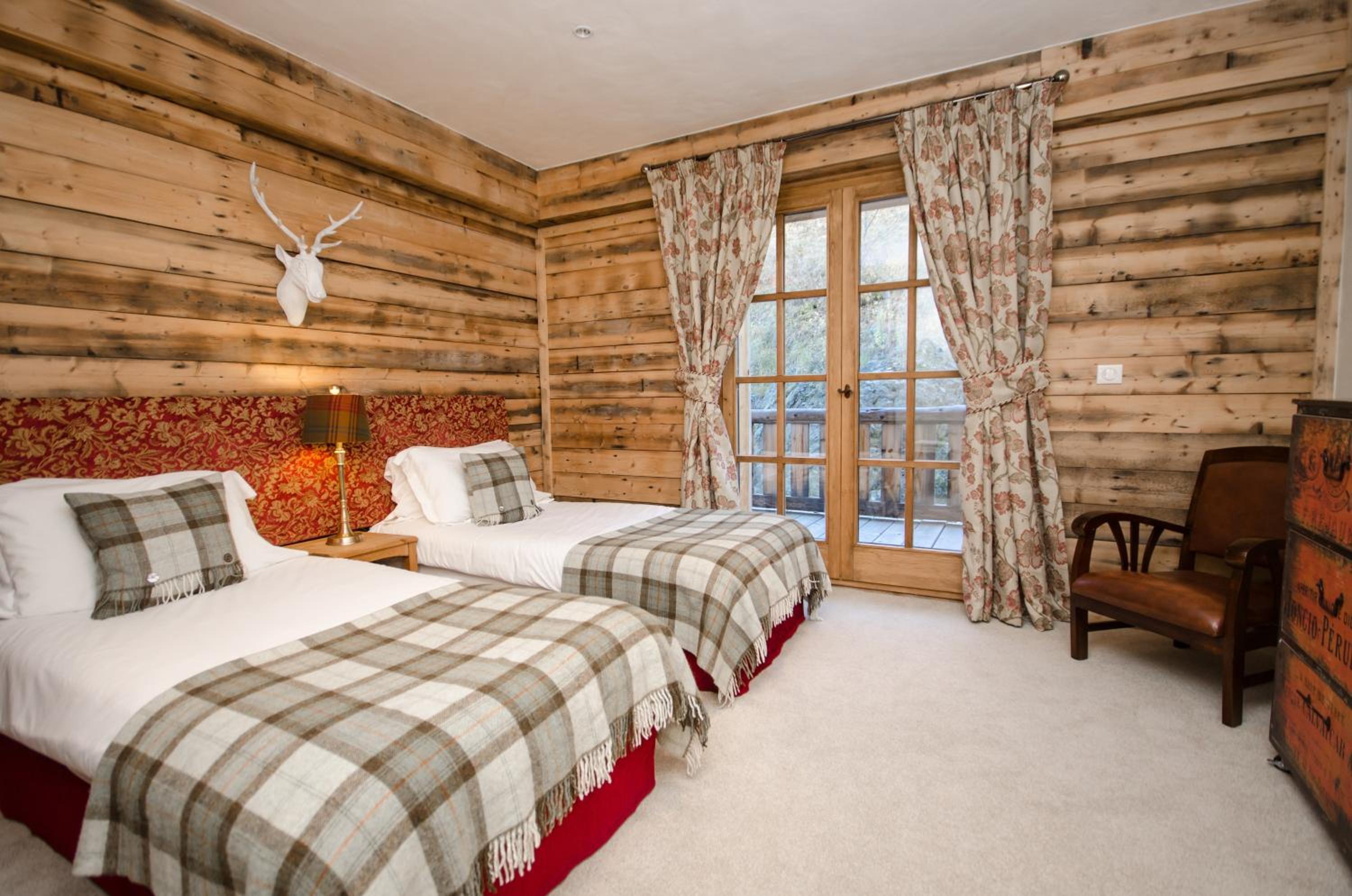 Double or Twin Room with Bathroom photo 1