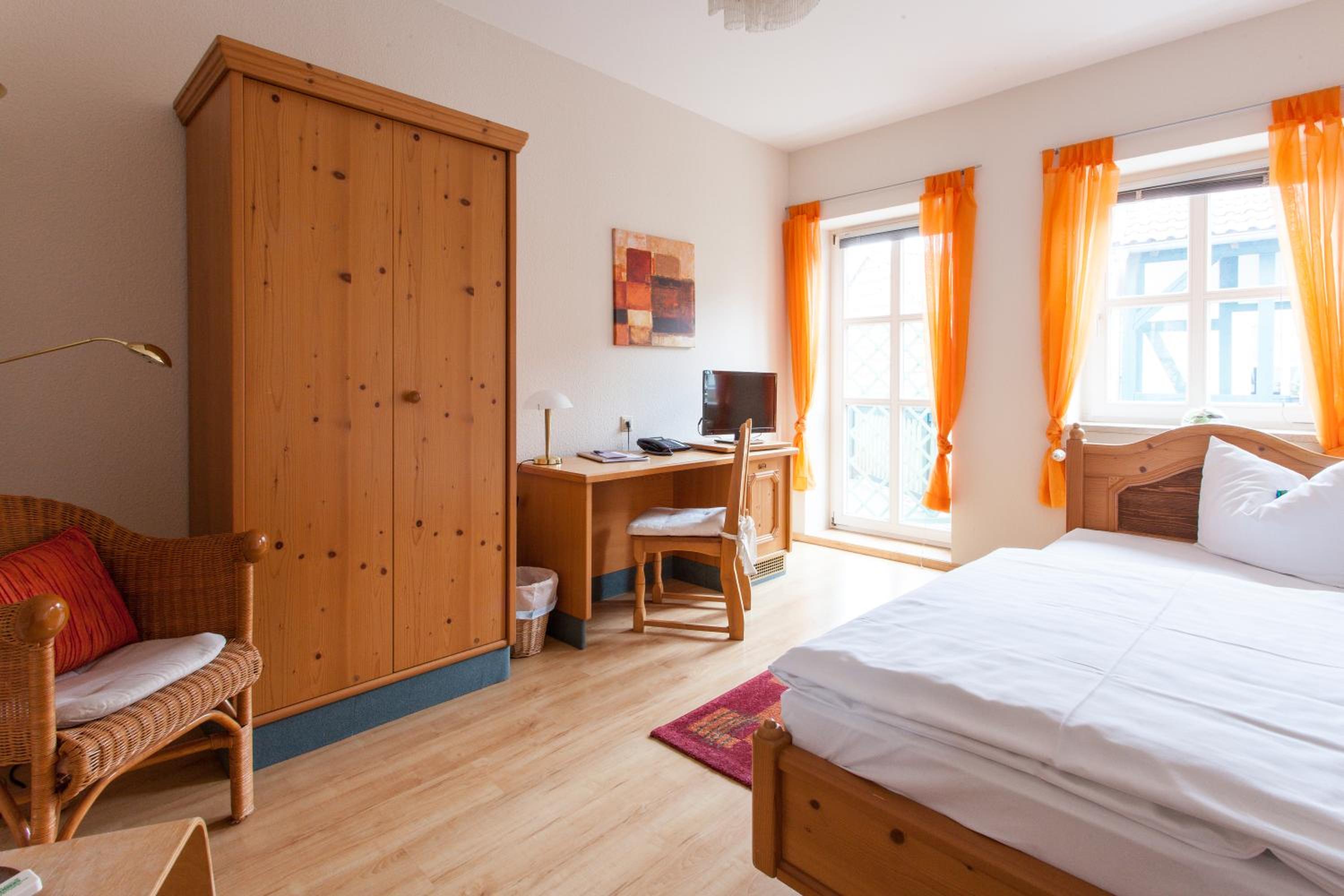 Single Room photo 3