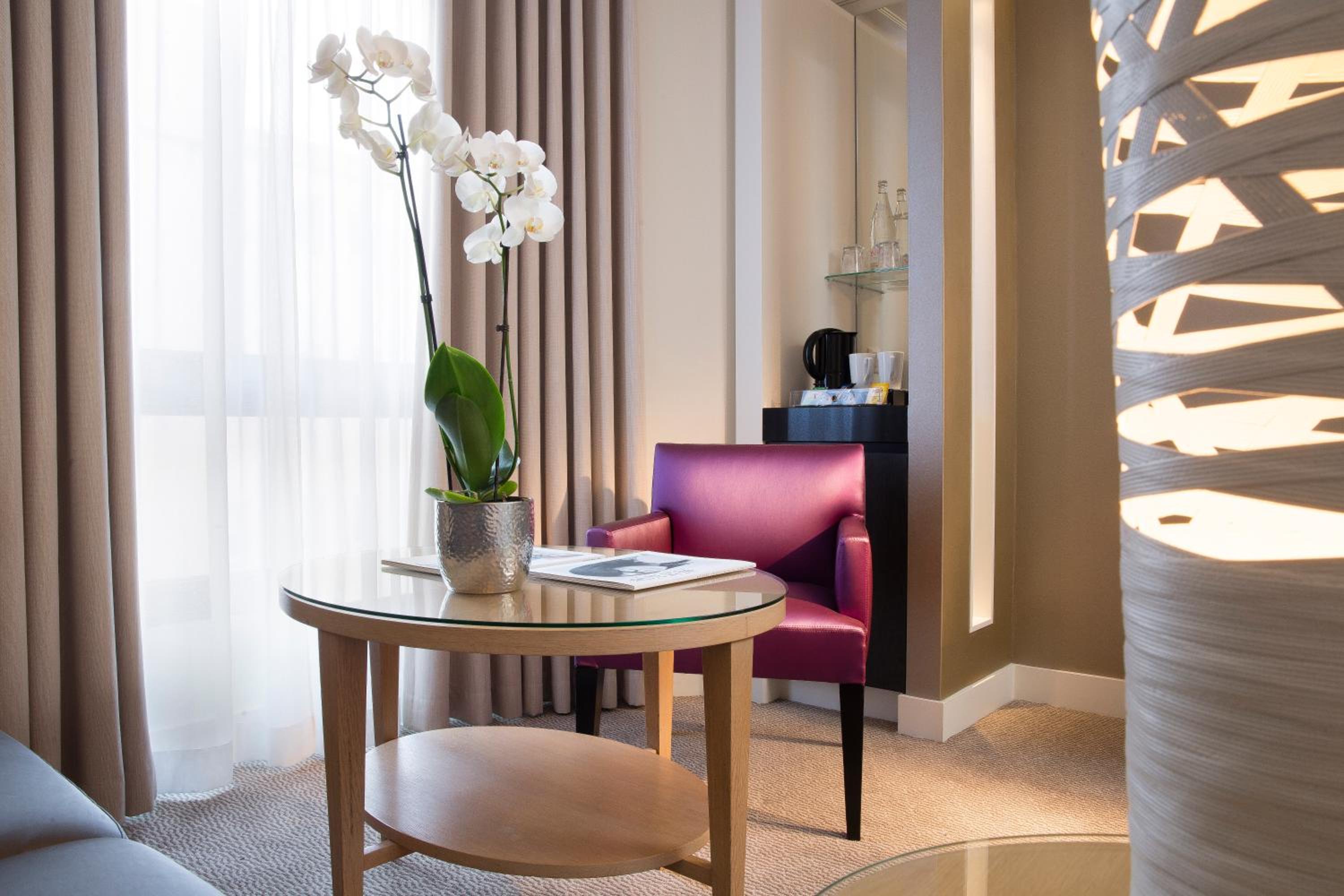 Junior Suite (3 Adults) photo 3