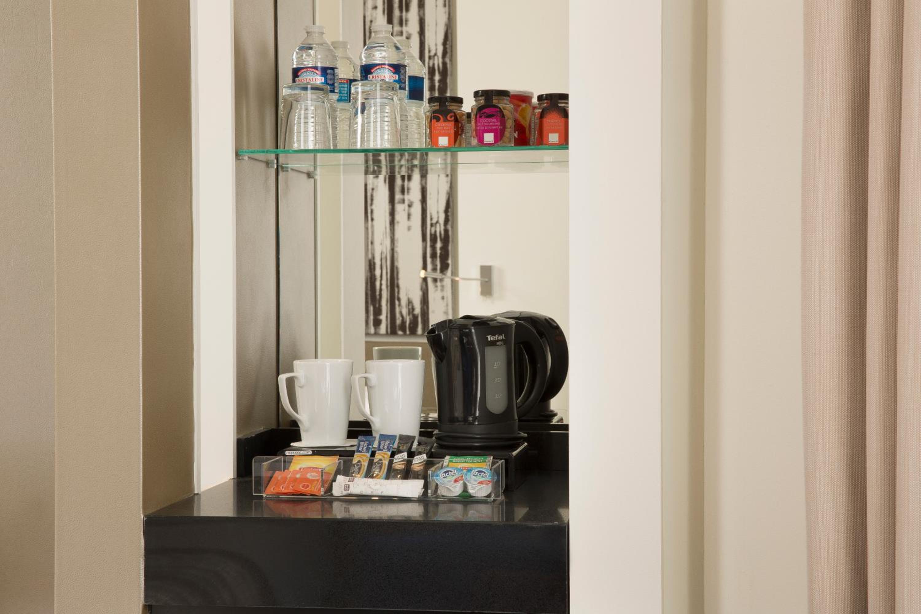 Junior Suite (3 Adults) photo 2