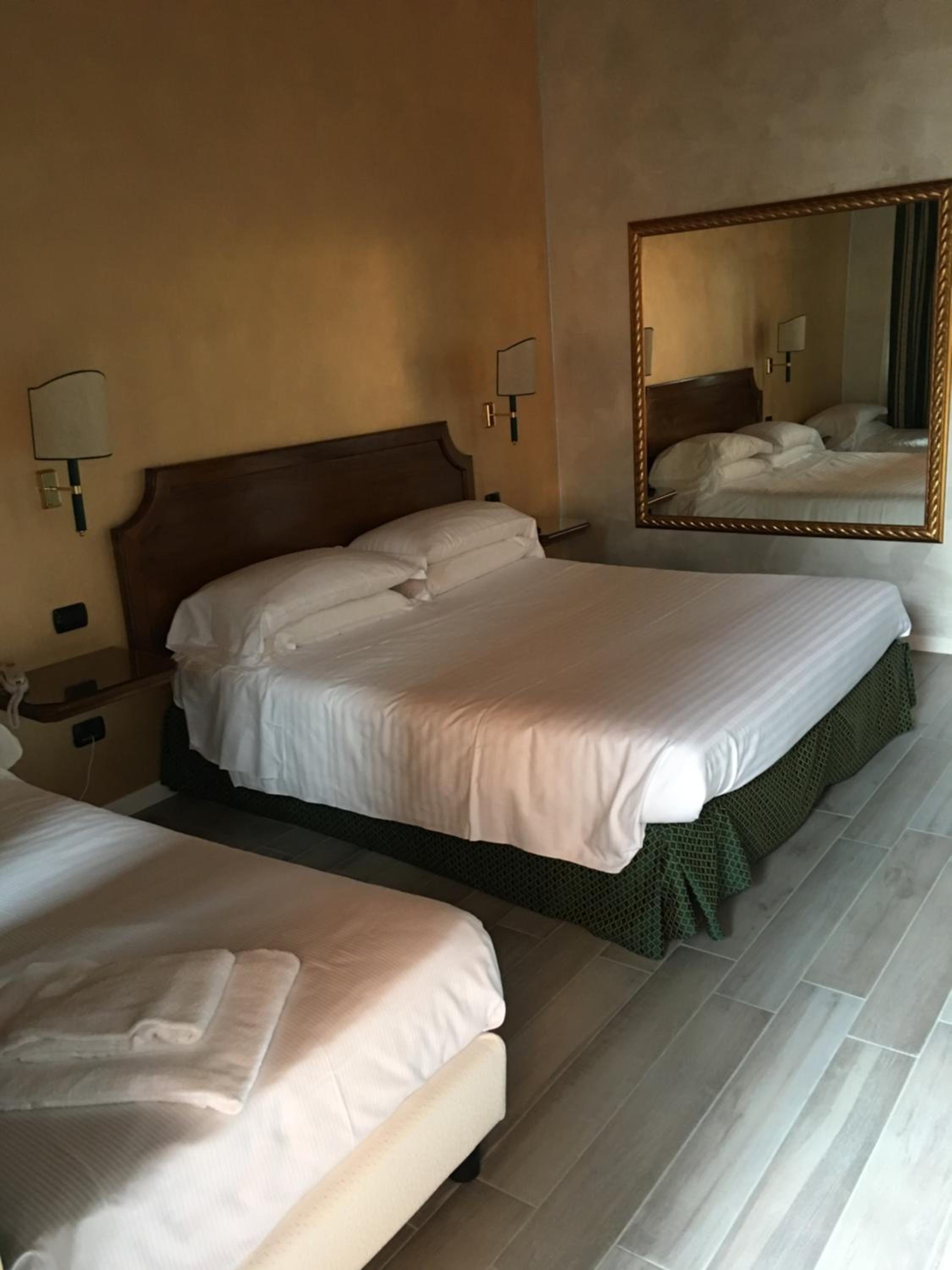 Executive Suite photo 2