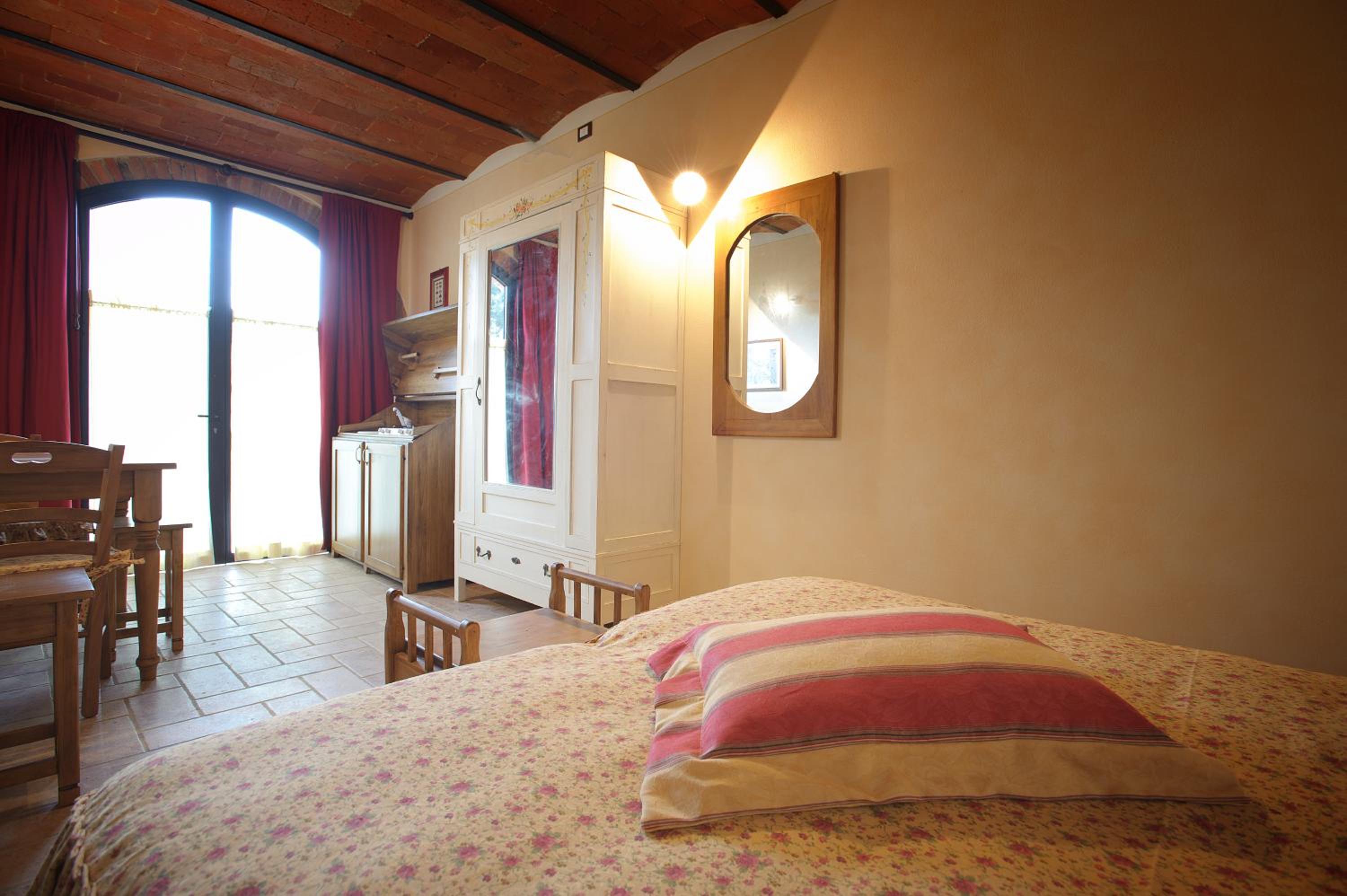 Studio (2 Adults)