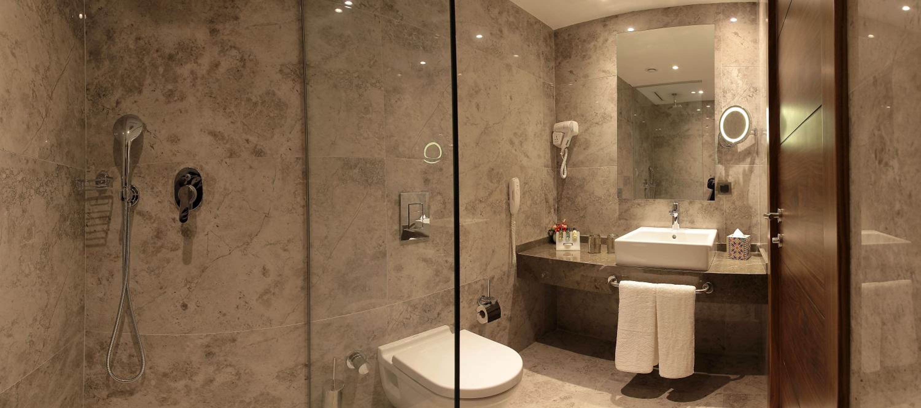 Superior King Room photo 3