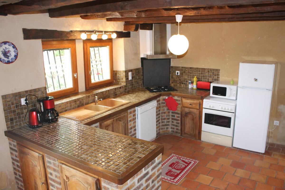 Two-Bedroom House photo 3