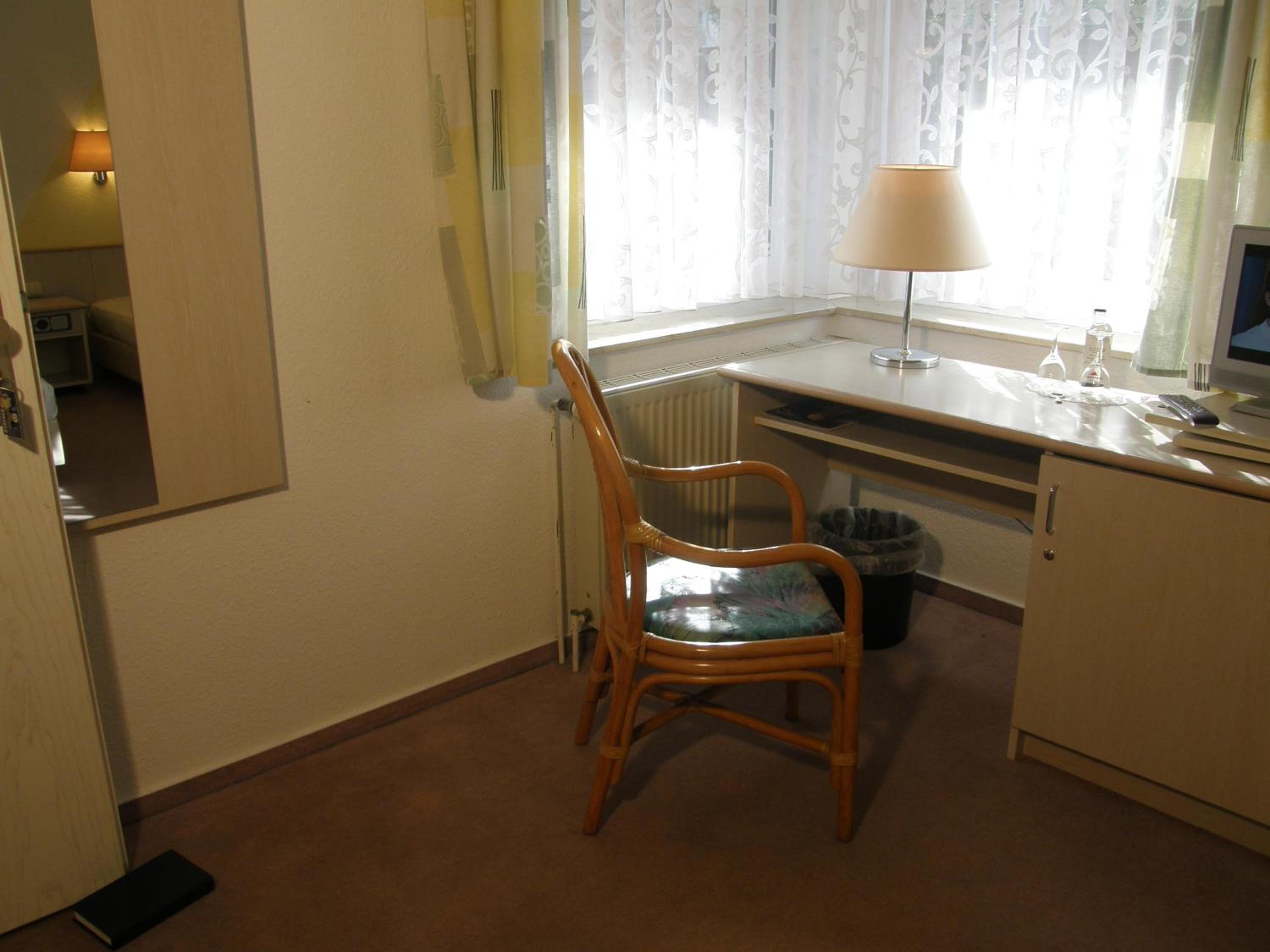 Single Room photo 3