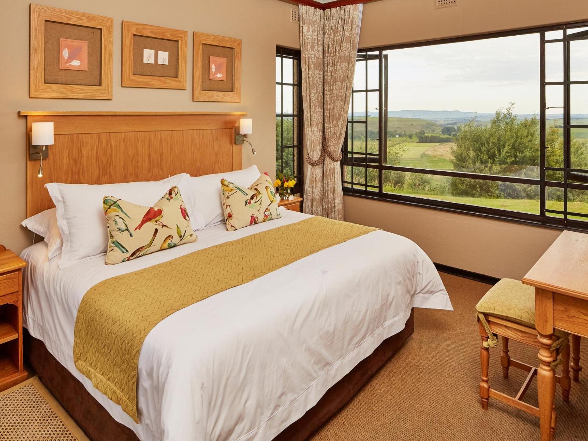Four-Bedroom Chalet (8 Adults) photo 1