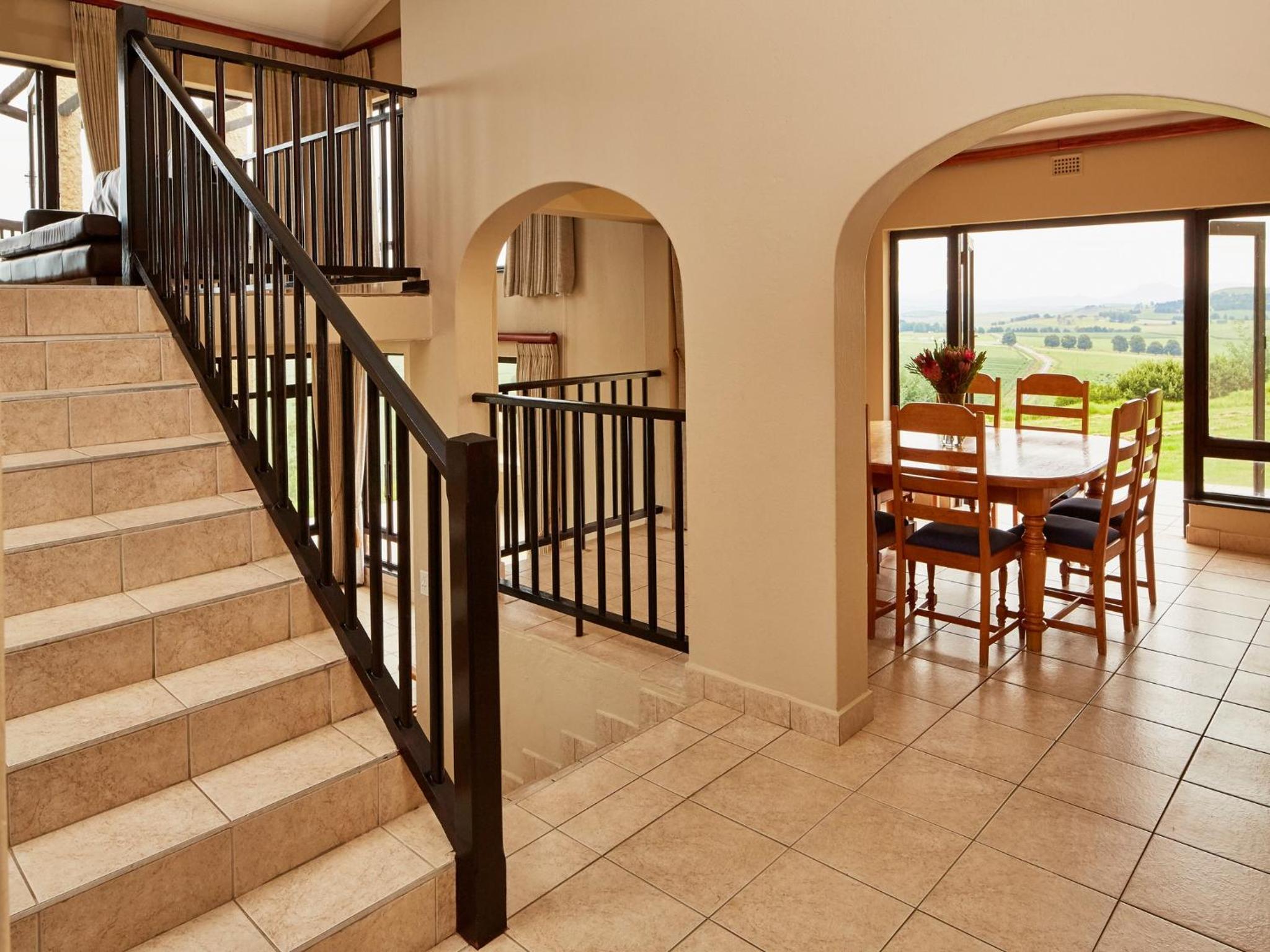 Four-Bedroom Chalet (8 Adults) photo 2