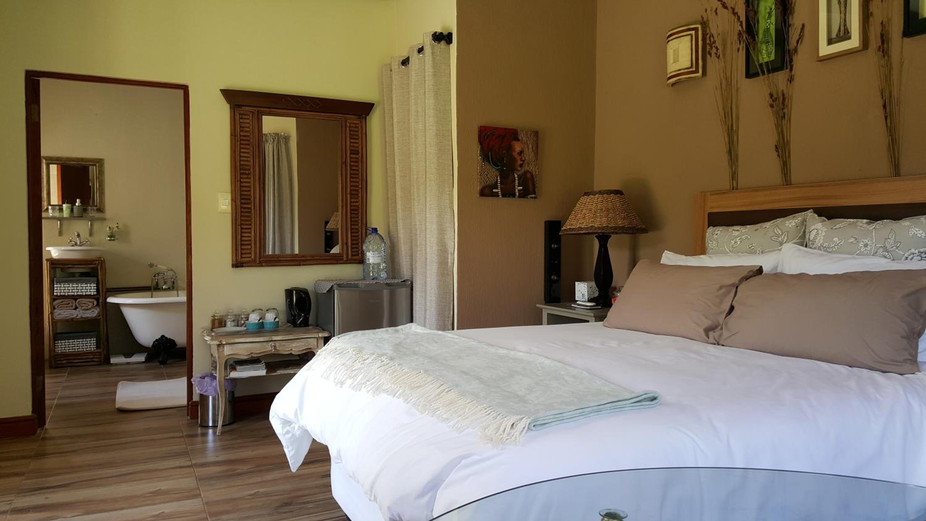 One-Bedroom Suite photo 2