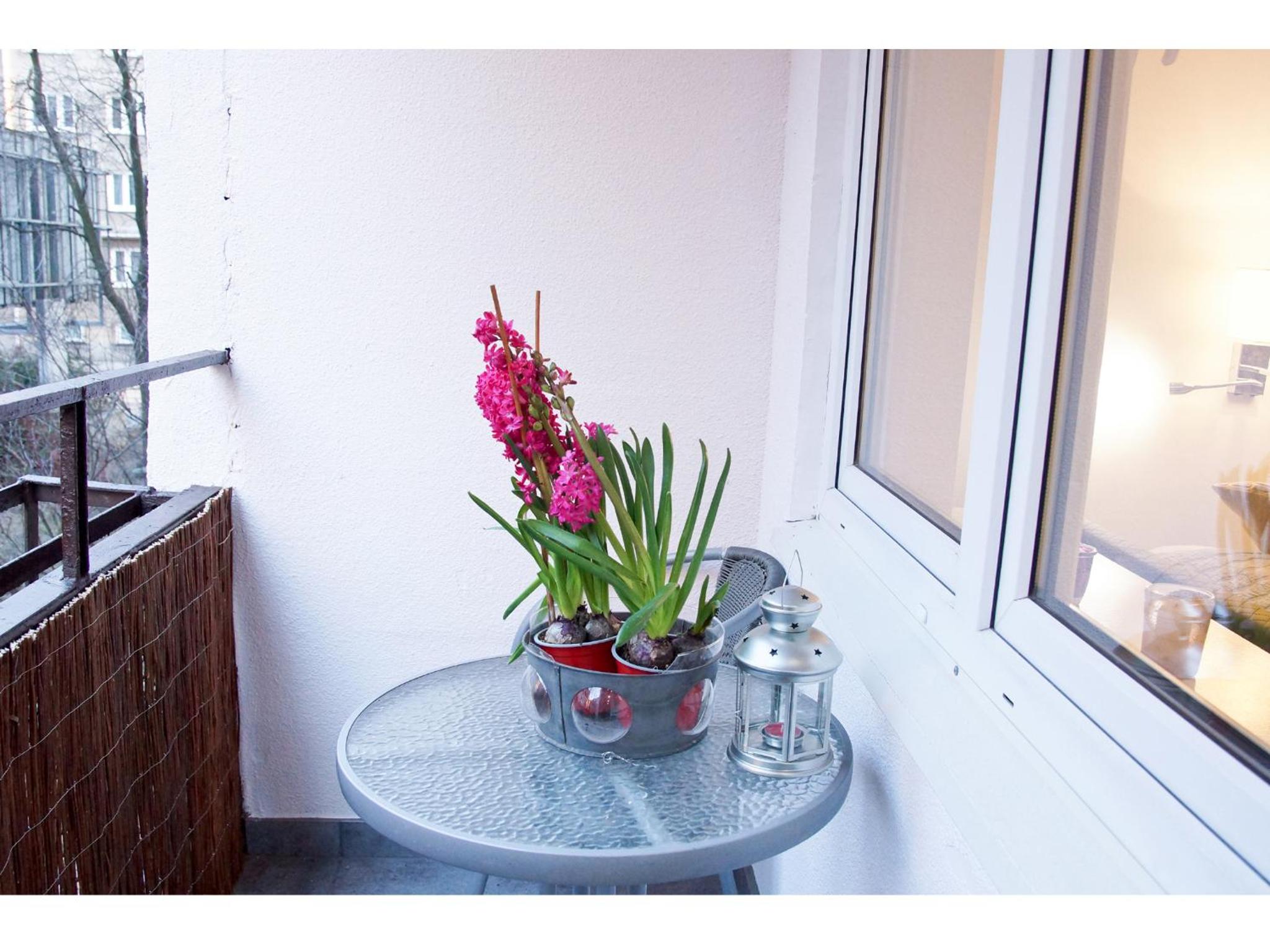 One-Bedroom Apartment - Photo 39