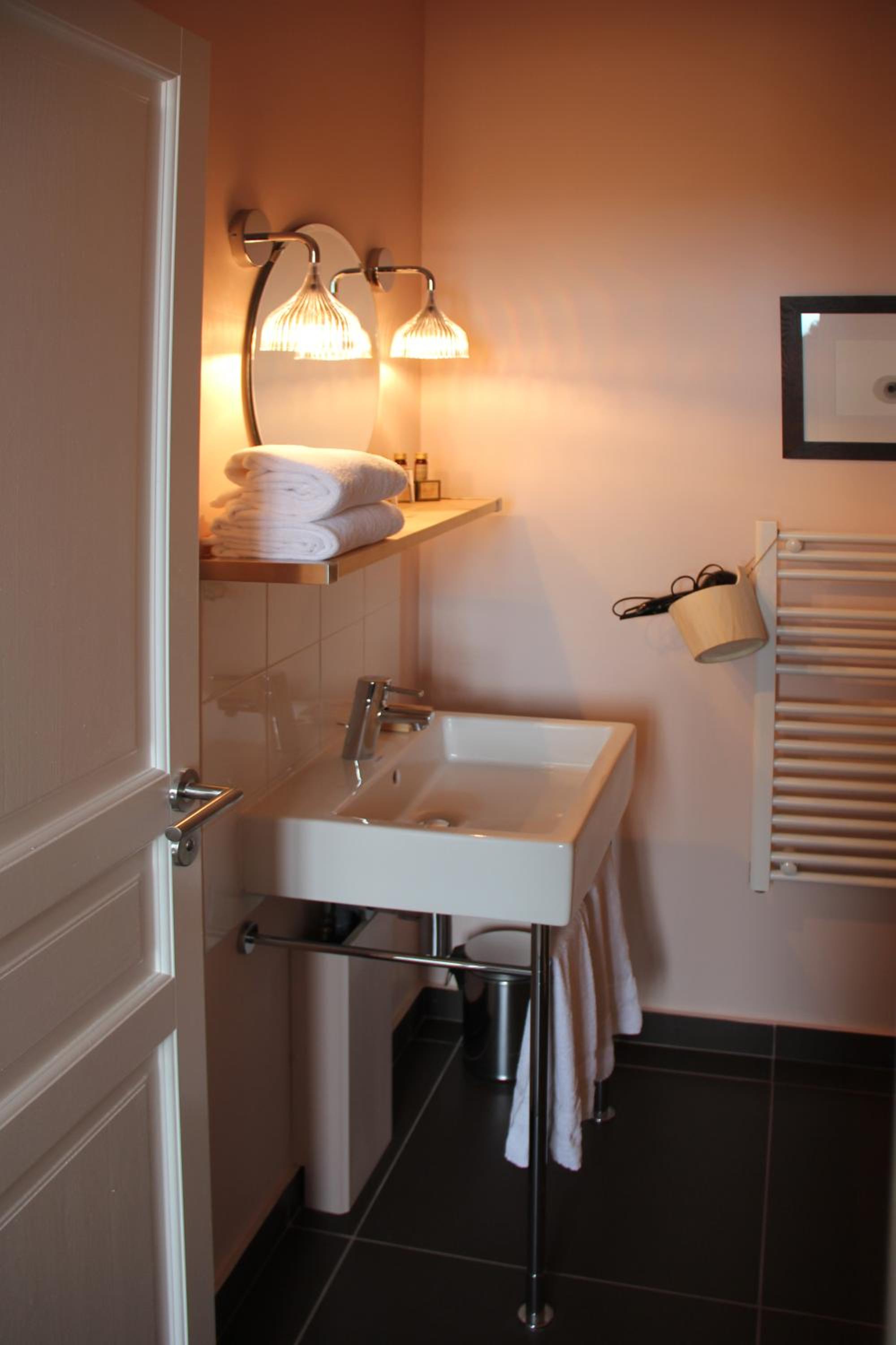 Superior Double Room with Bath photo 2