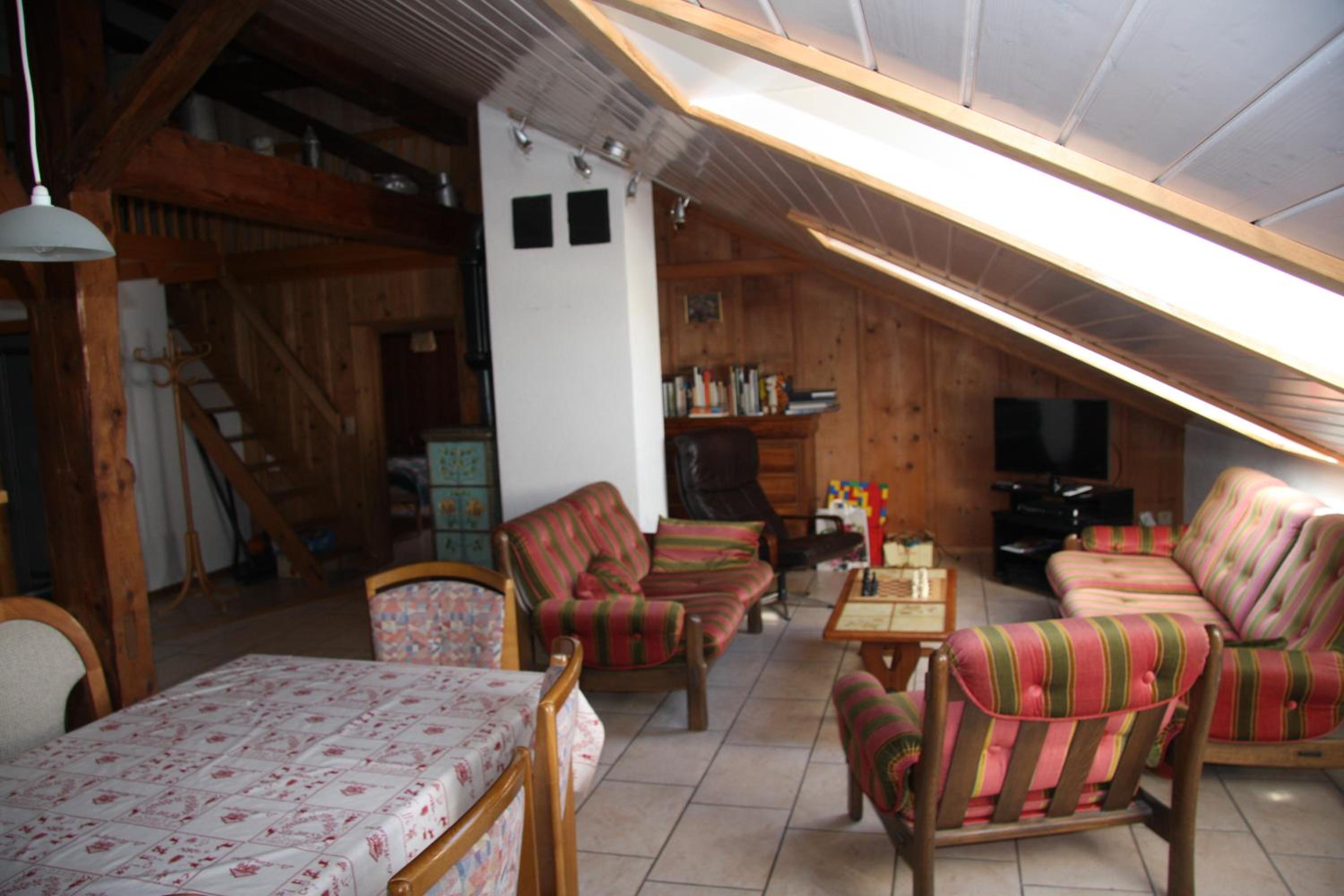 Apartment - Split Level photo 3