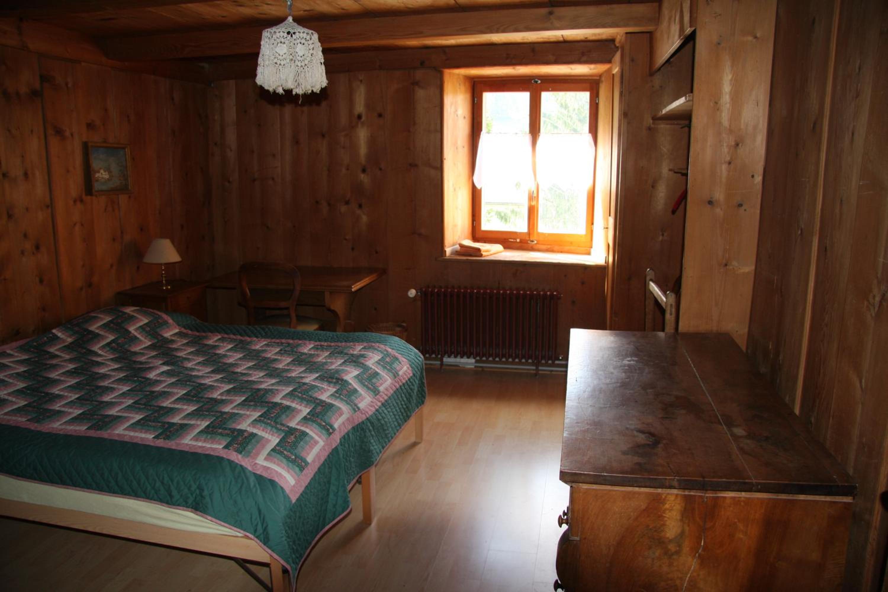 Apartment - Split Level photo 2