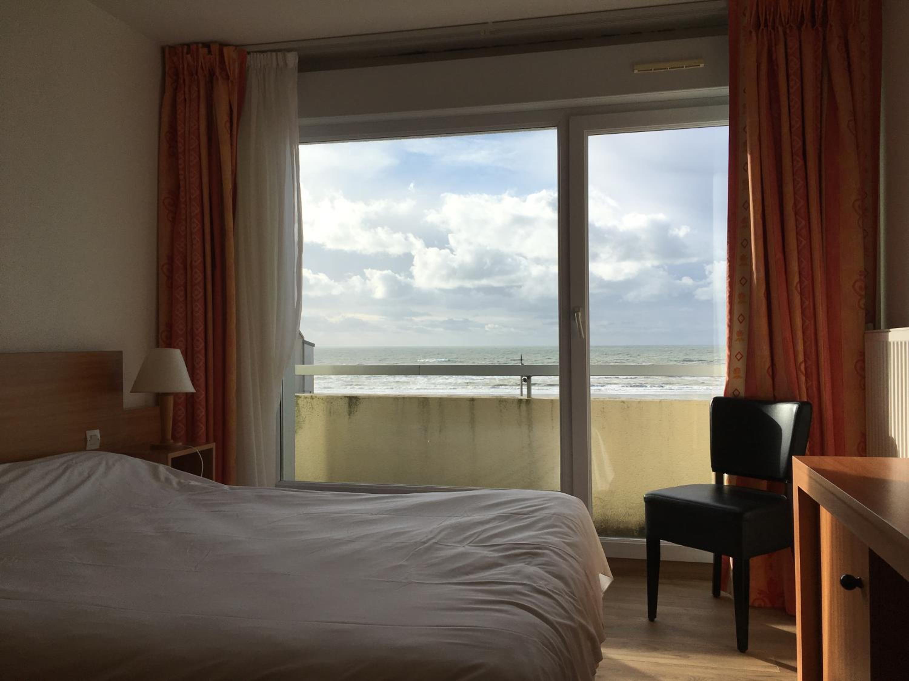 Superior Double or Twin Room with Sea View