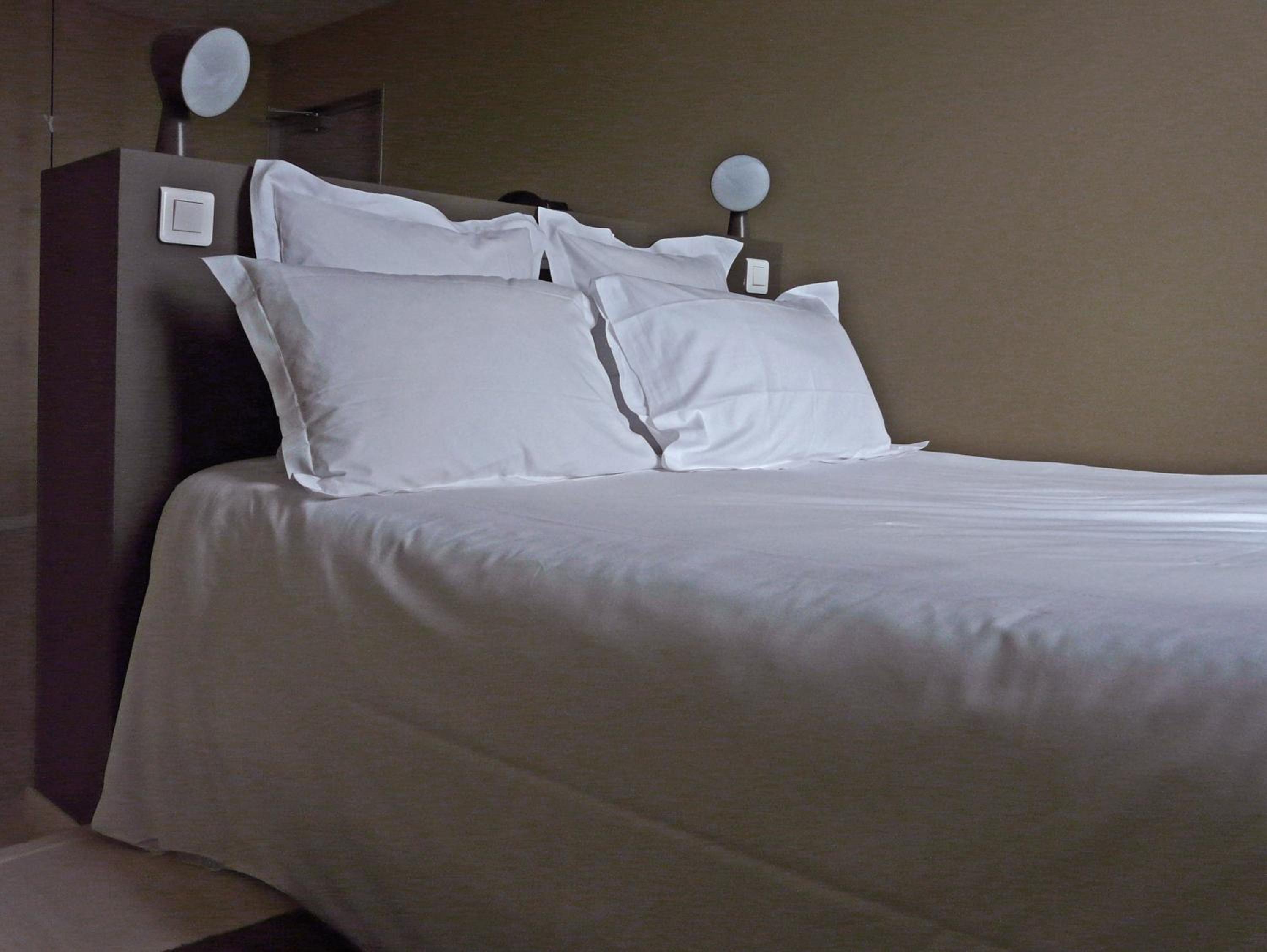 Large Double Room with Shower