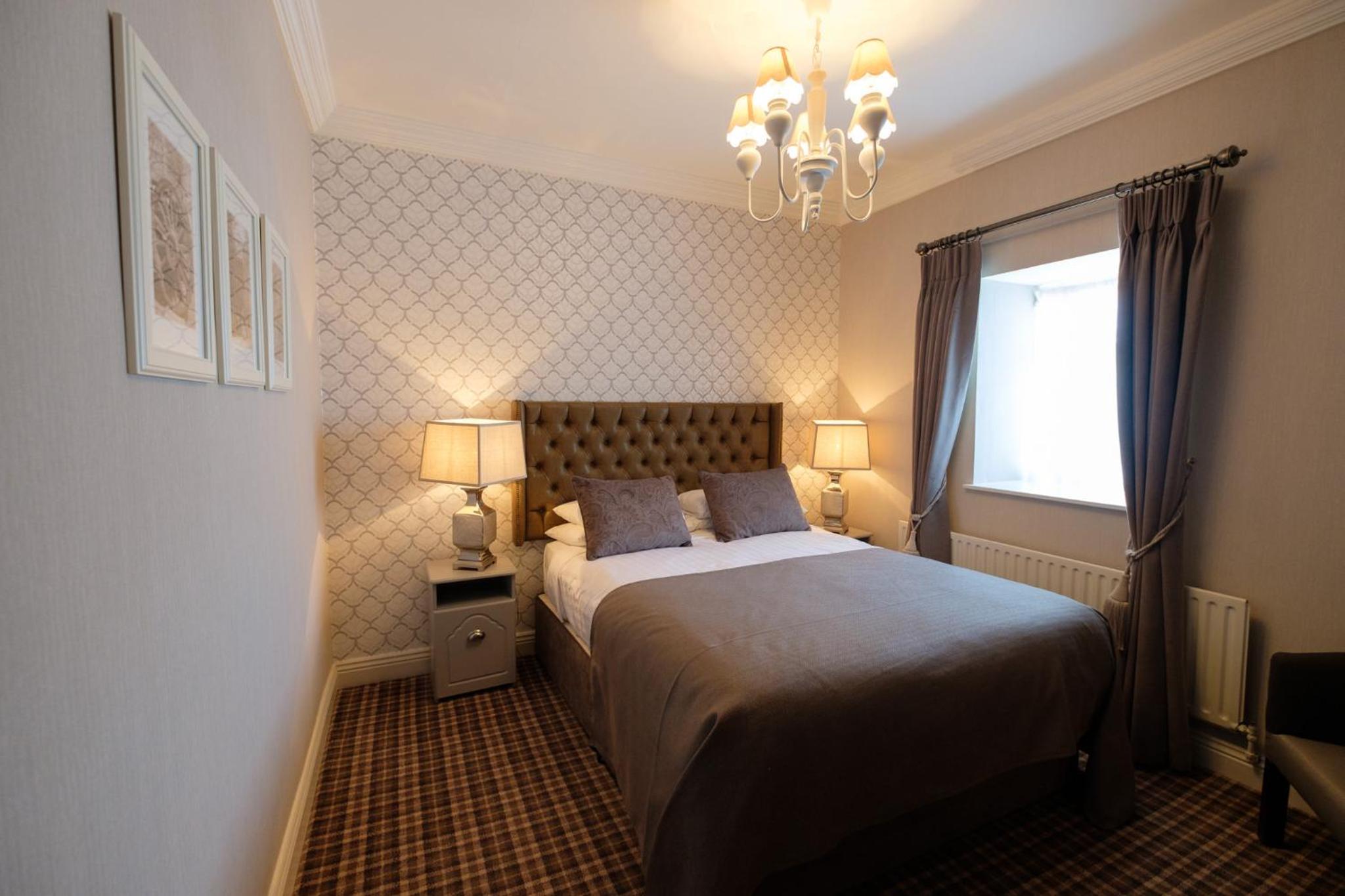 Double Room - Photo 3