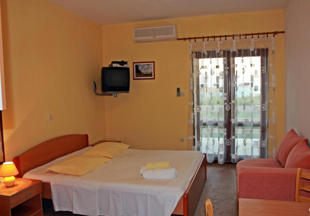 Studio Apartment with Sea View - Photo 5