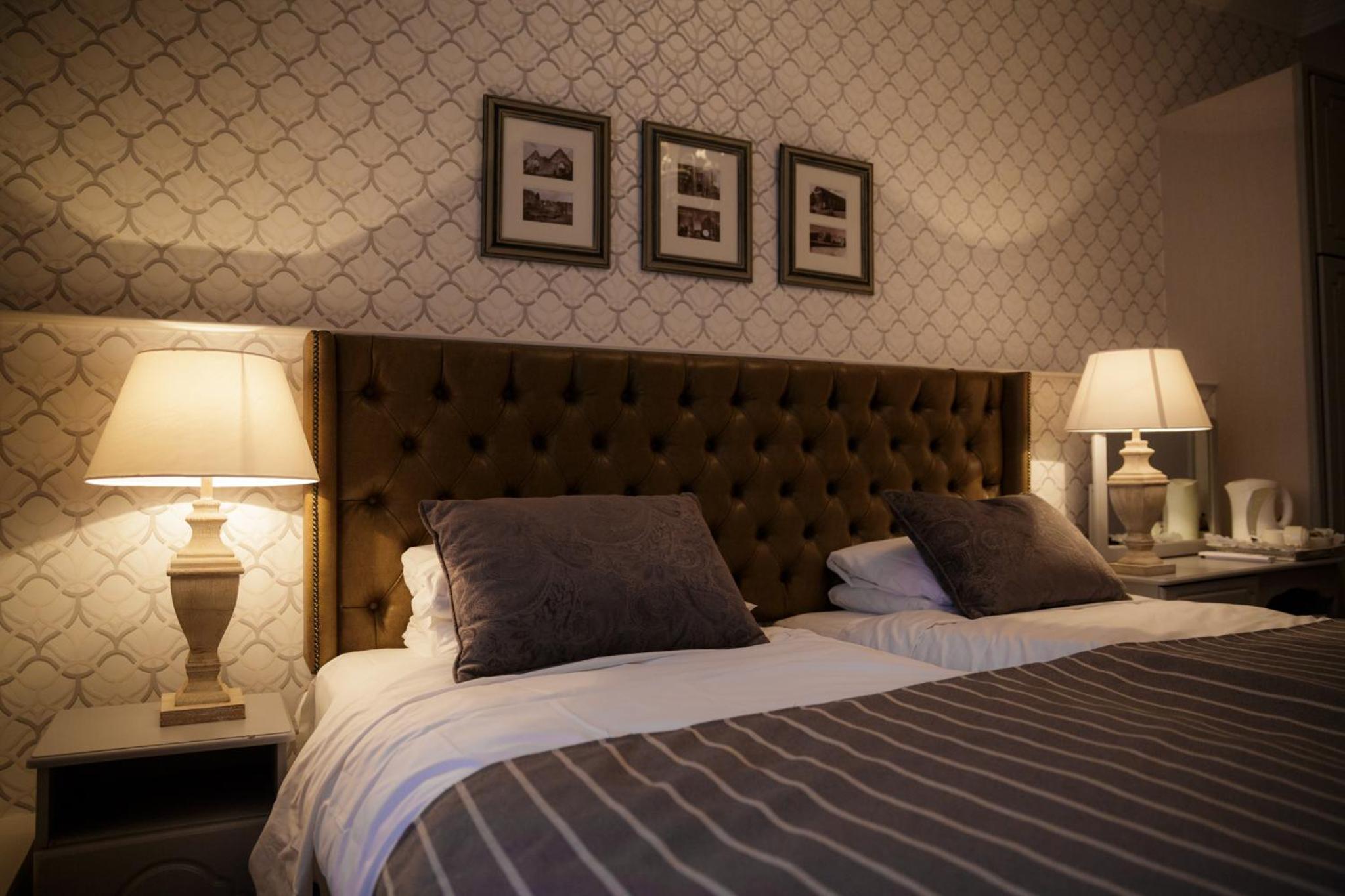 Twin Room - Photo 1