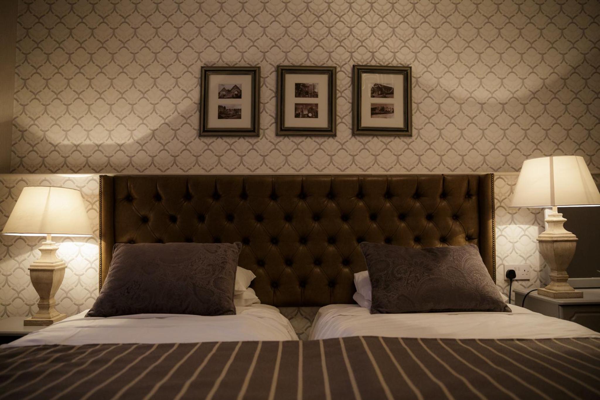 Twin Room - Photo 4