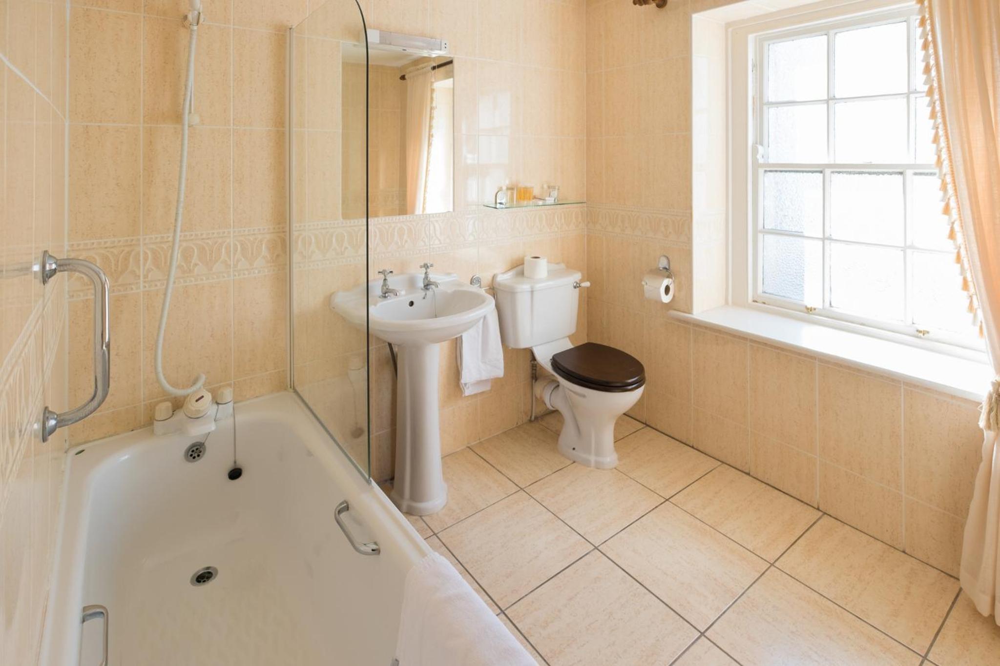 Double Room - Photo 2