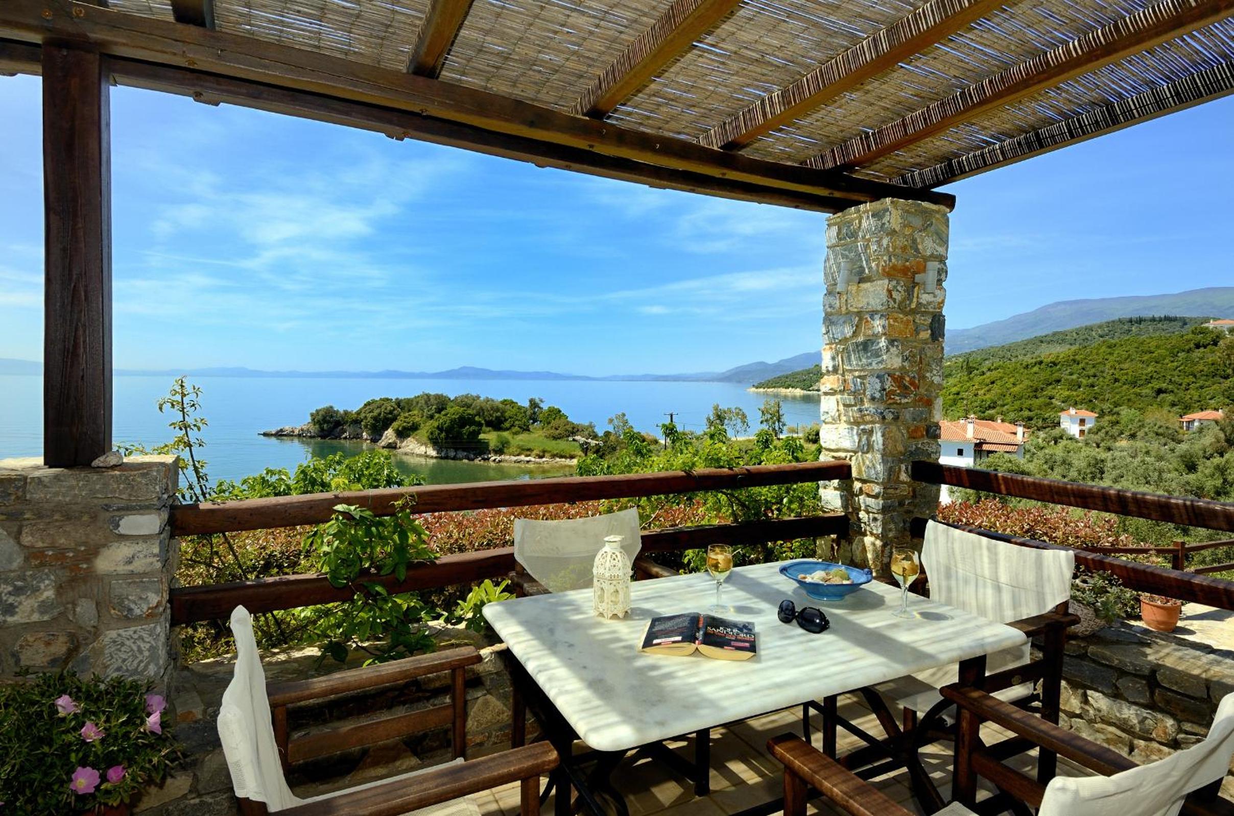 Villa photo 3