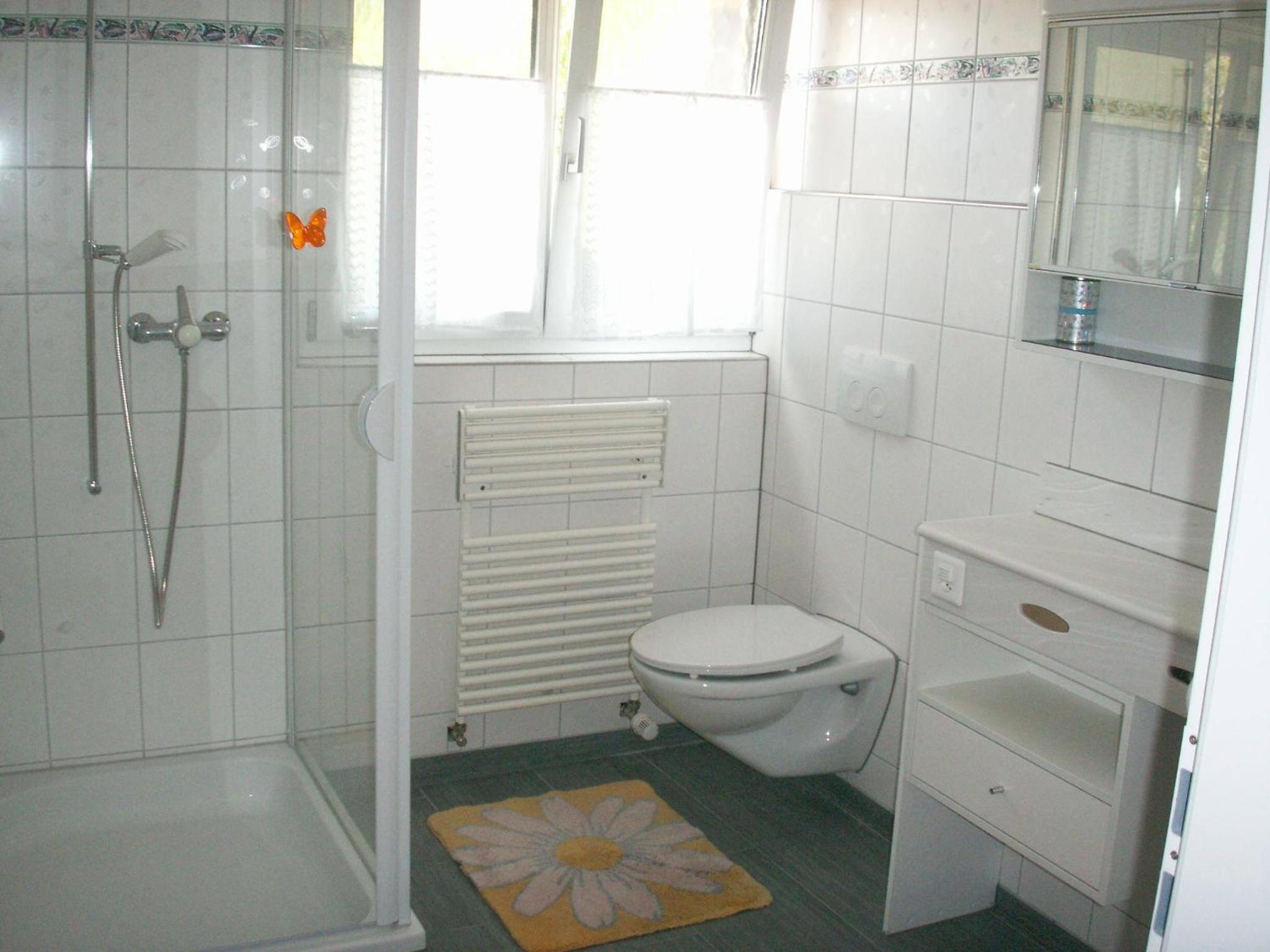One-Bedroom Apartment with Garden View photo 2