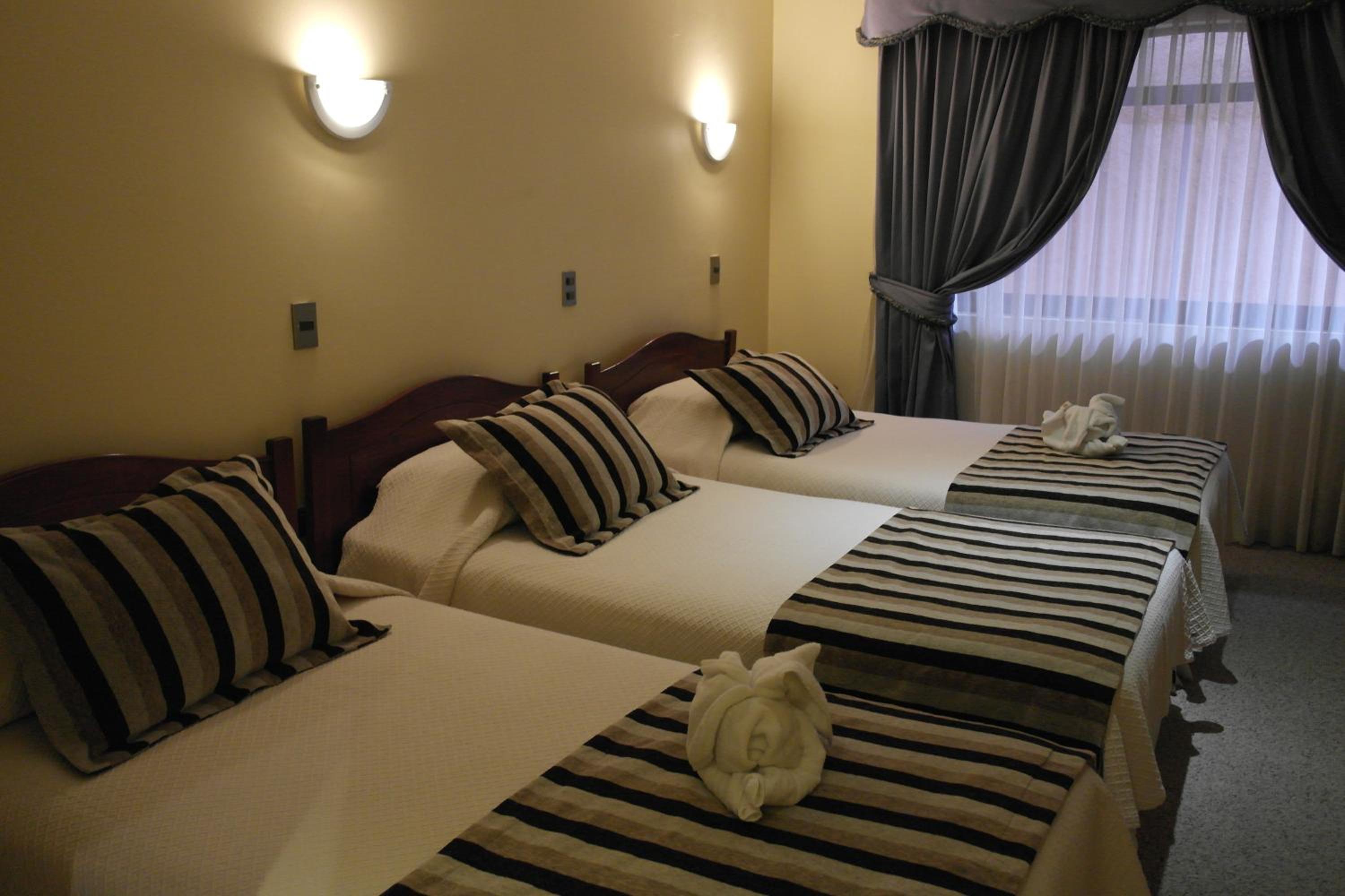 Standard Triple Room photo 2
