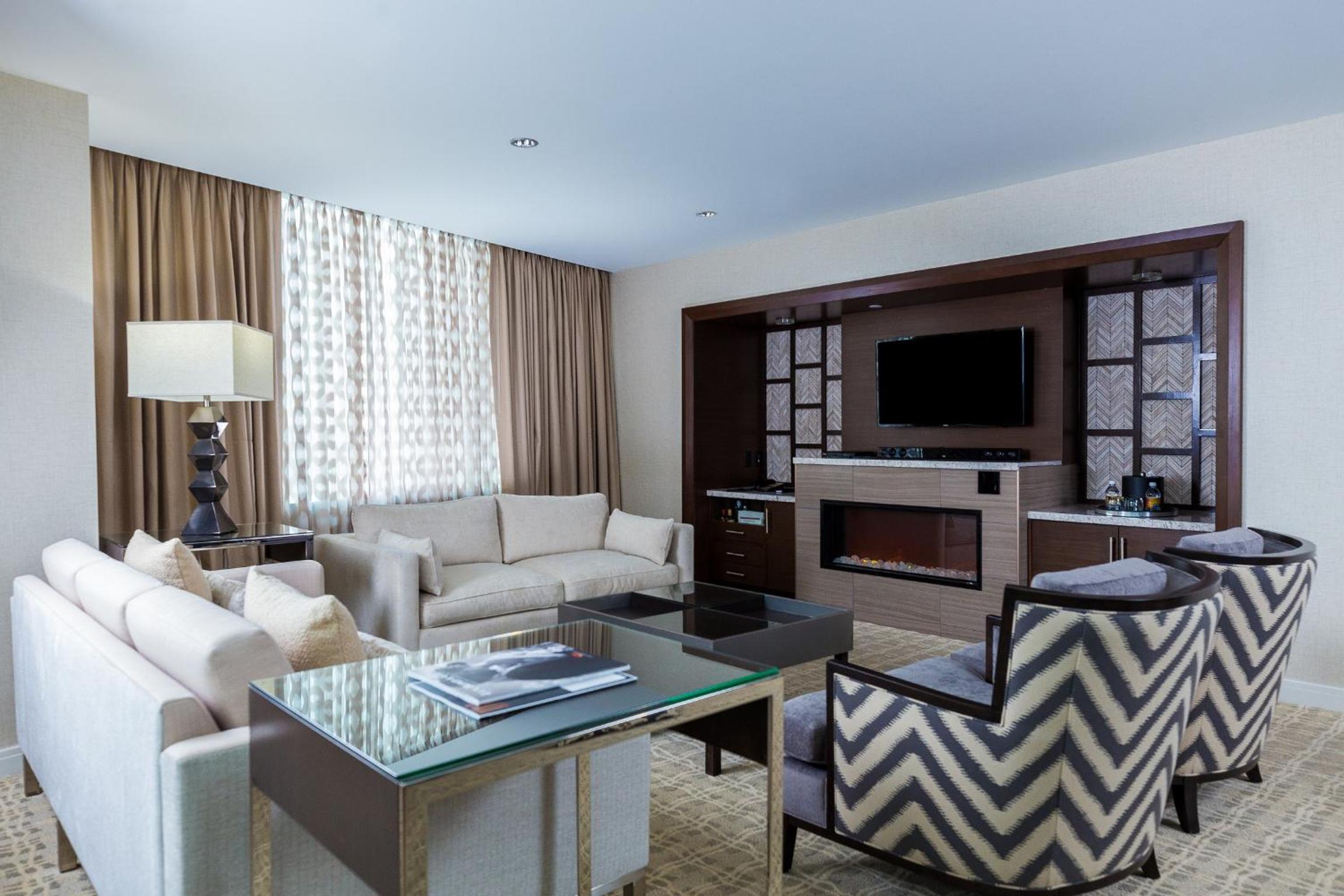Sky Tower Luxury Sky Suite photo 1