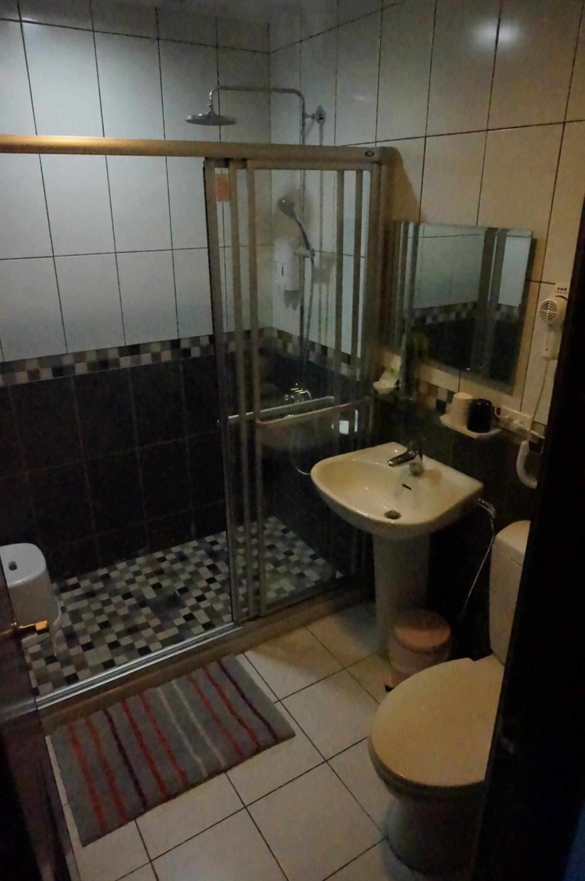 Triple Room with Private Bathroom photo 3