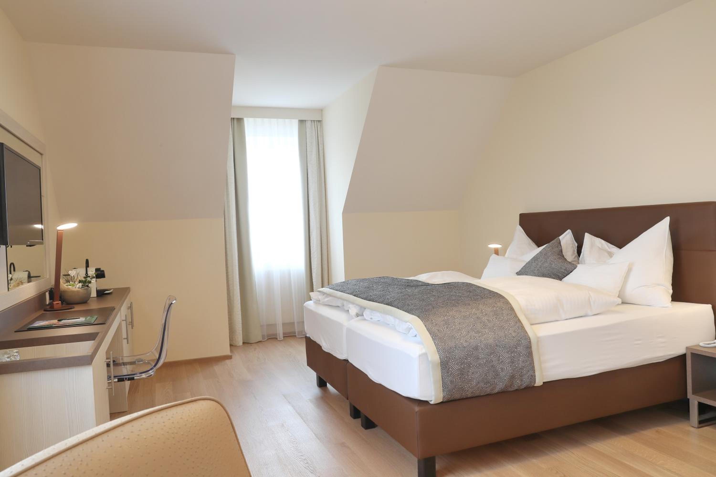 Double or Twin Room - Photo 1