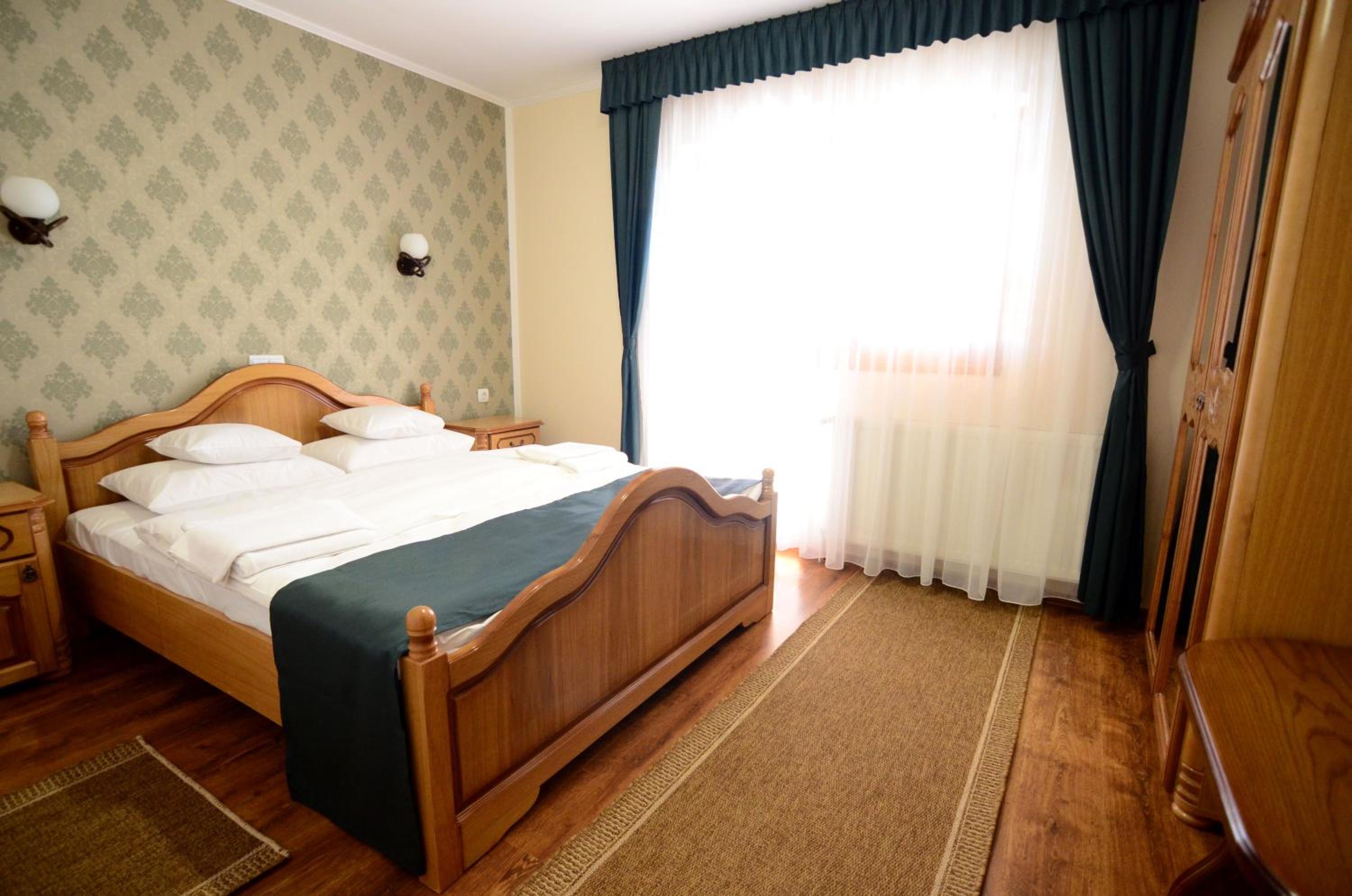 One-Bedroom Suite photo 1