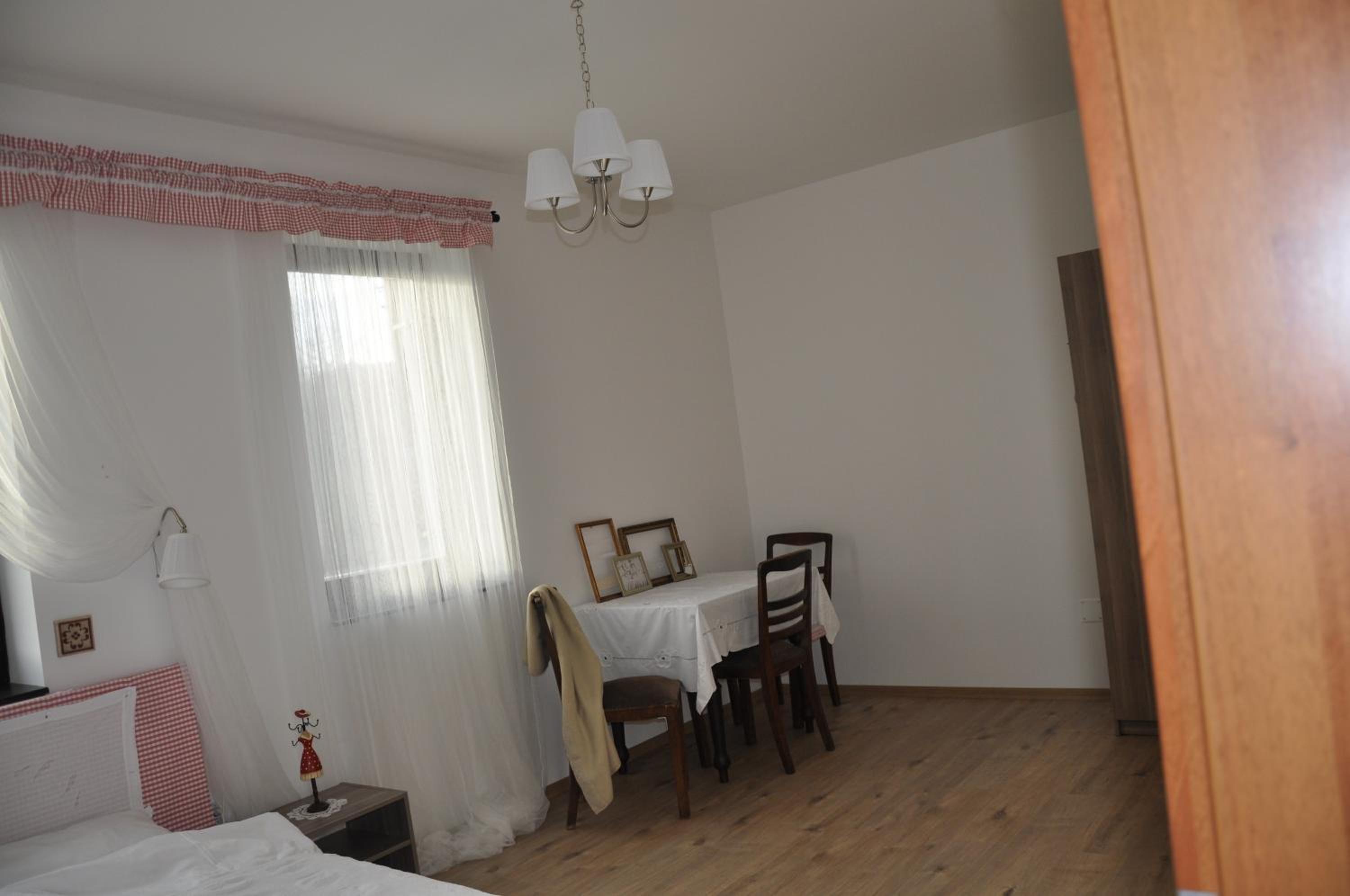 Double Room - Disability Access photo 2