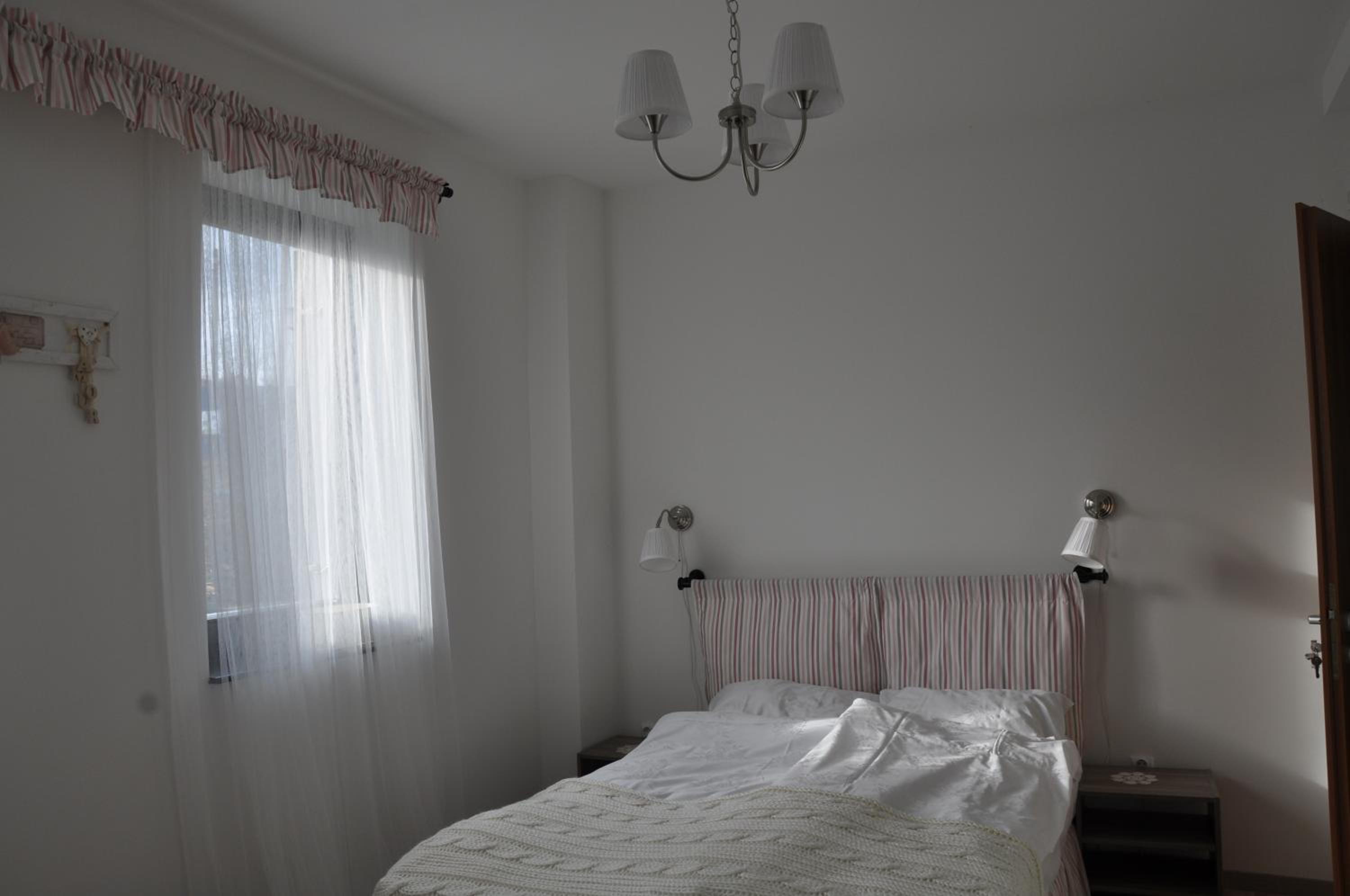 Double Room with Private Bathroom photo 2