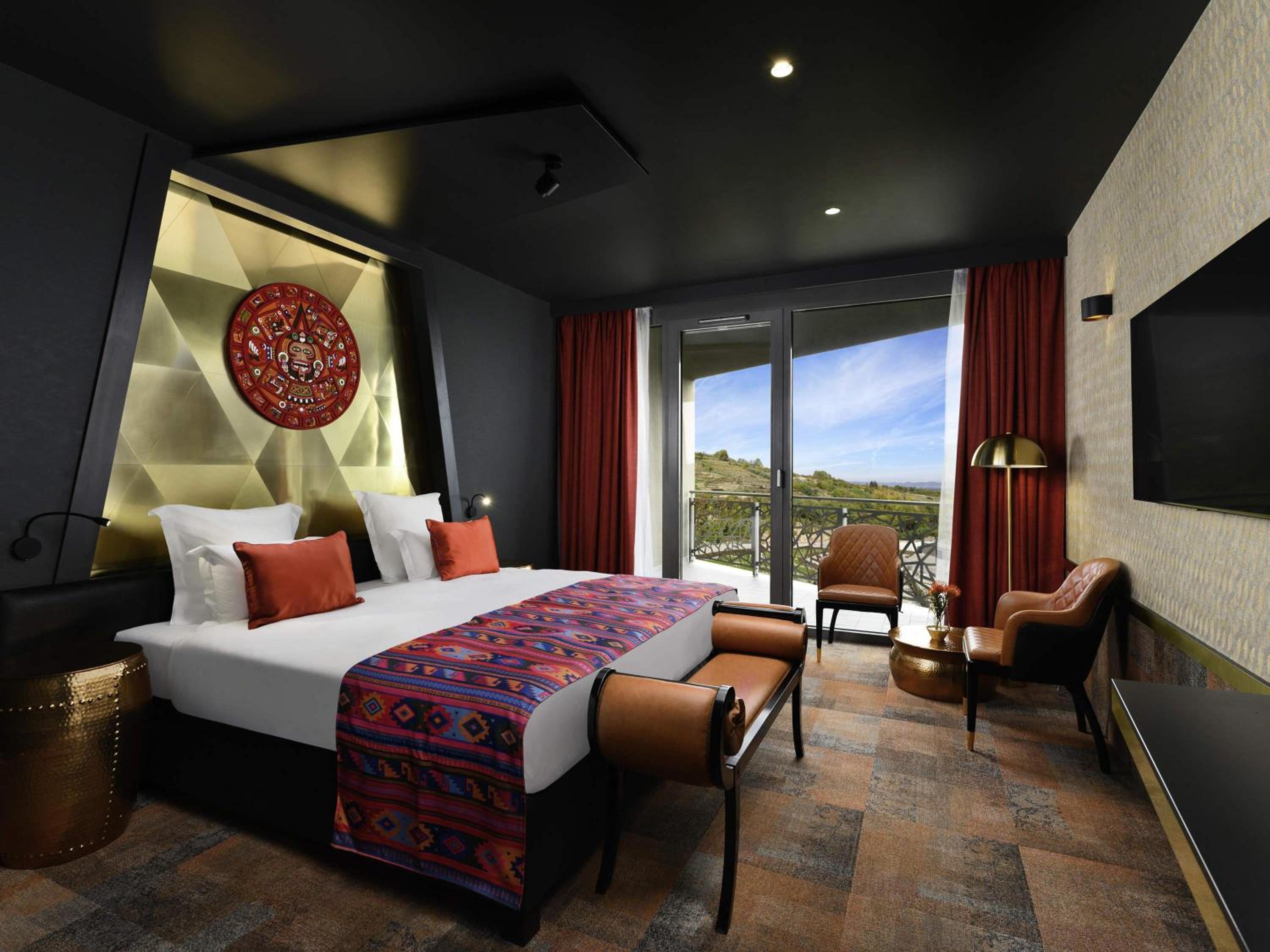 Premium King Room with Panoramic View