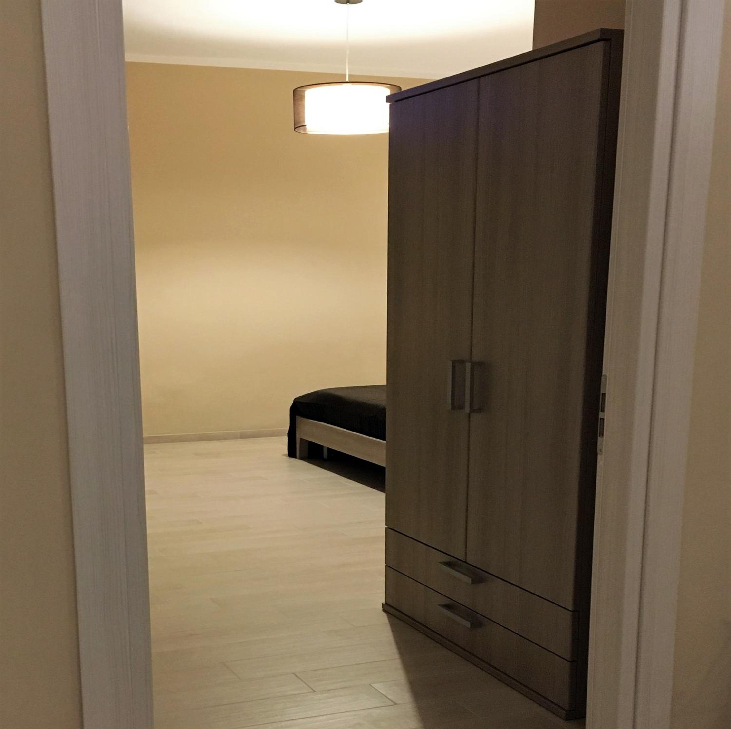 Deluxe Double Room - Photo 13