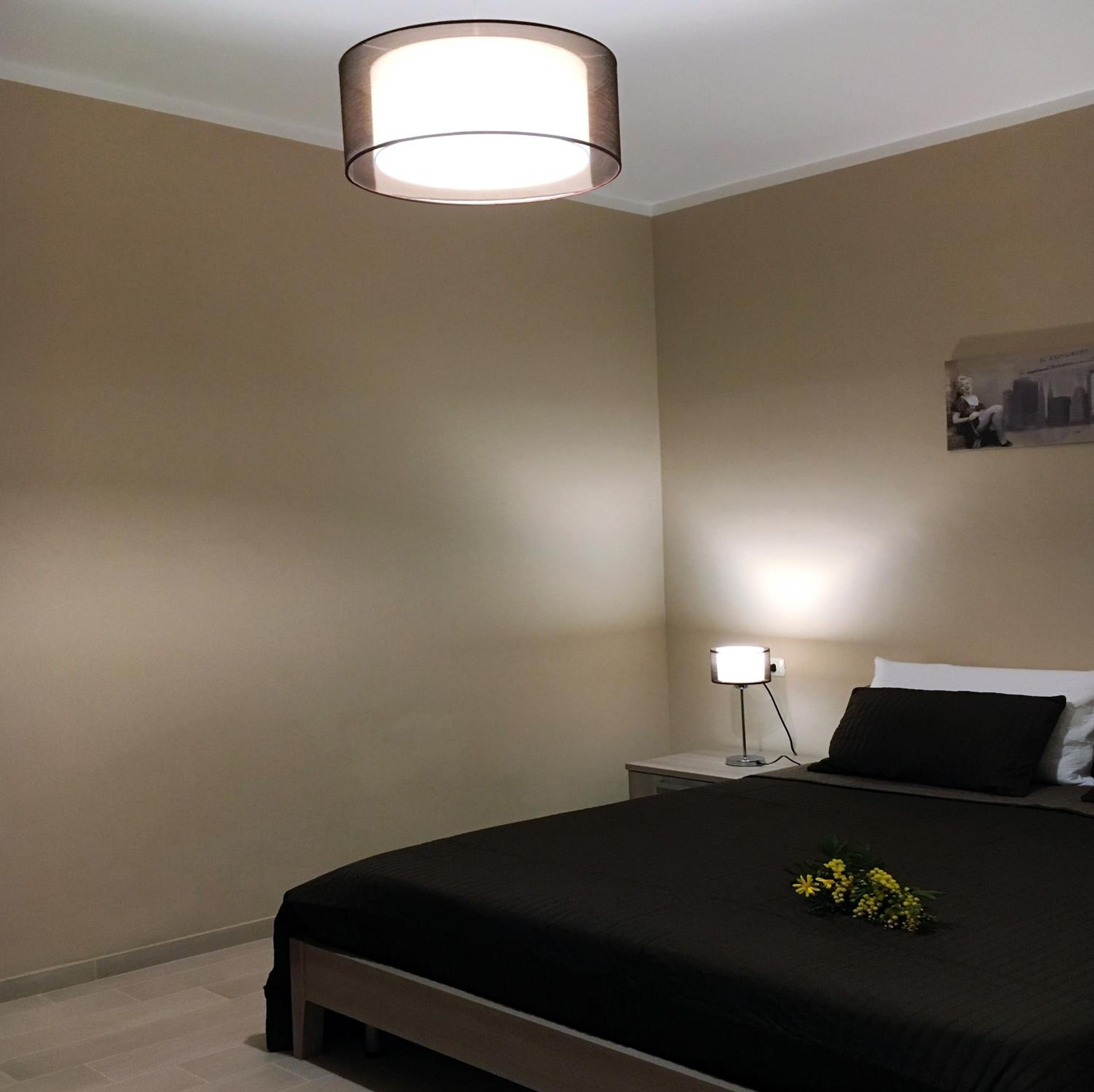 Deluxe Double Room - Photo 9
