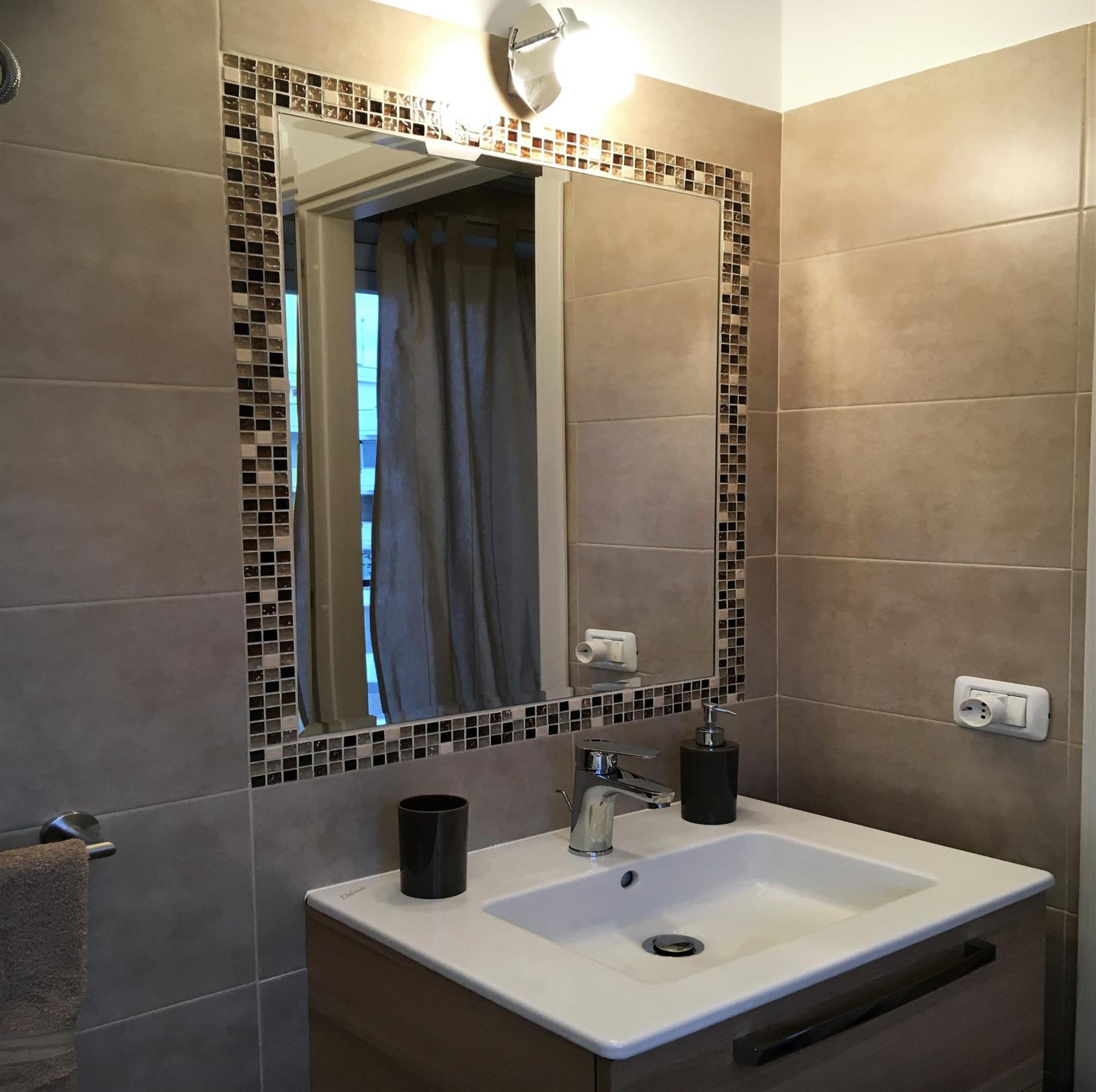 Deluxe Double Room - Photo 4