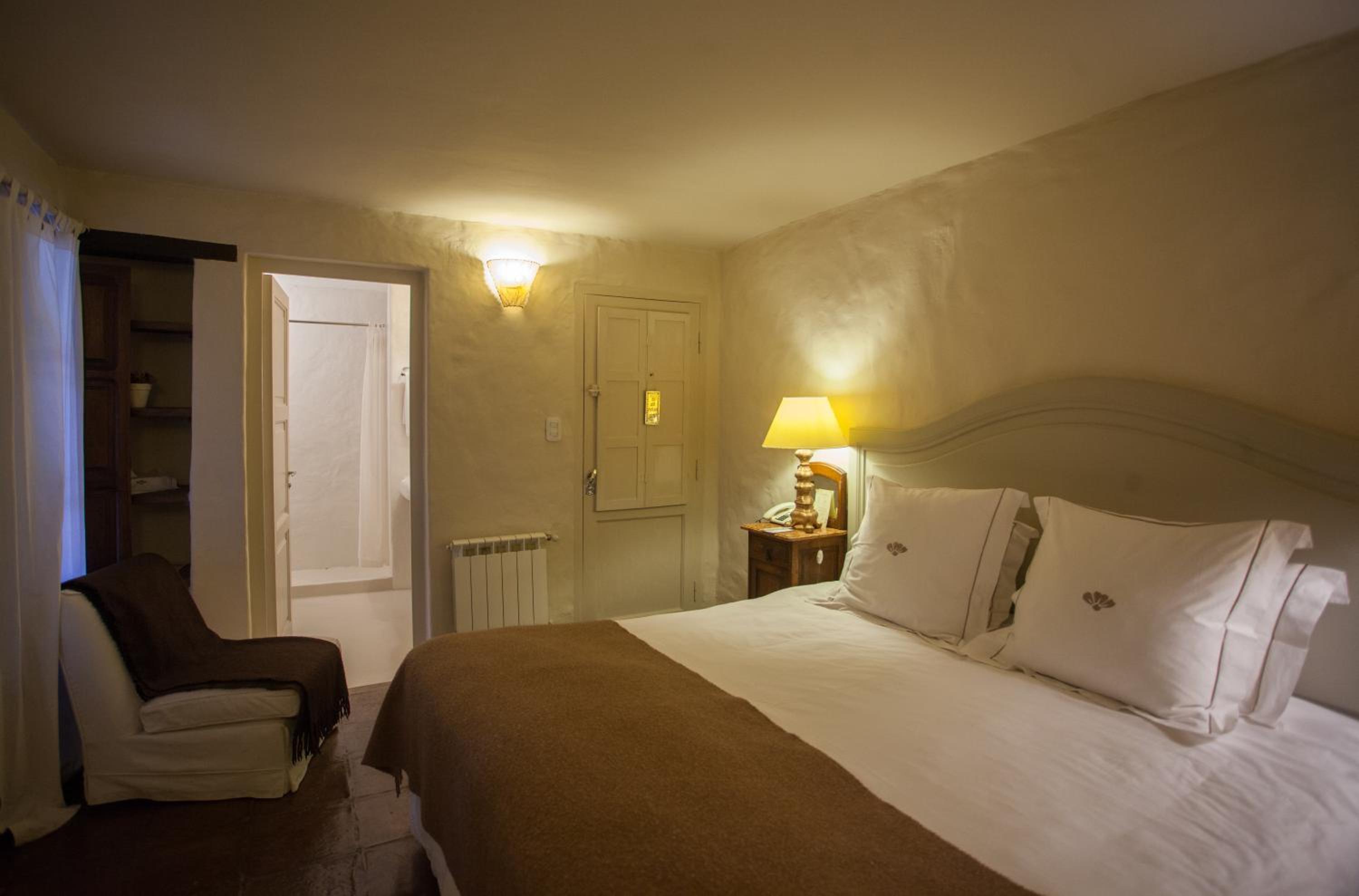 Standard Double Room photo 3