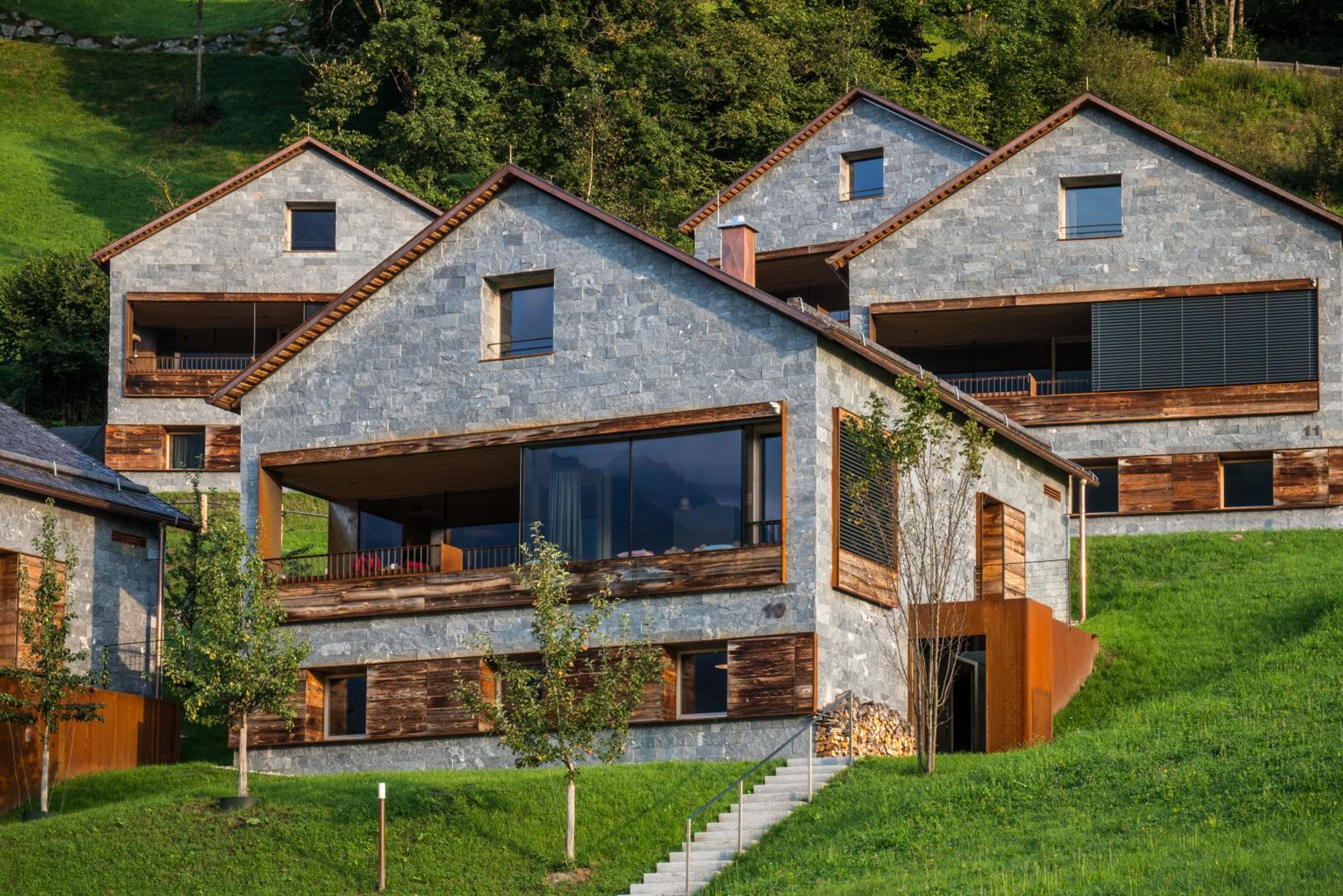Villa photo 2
