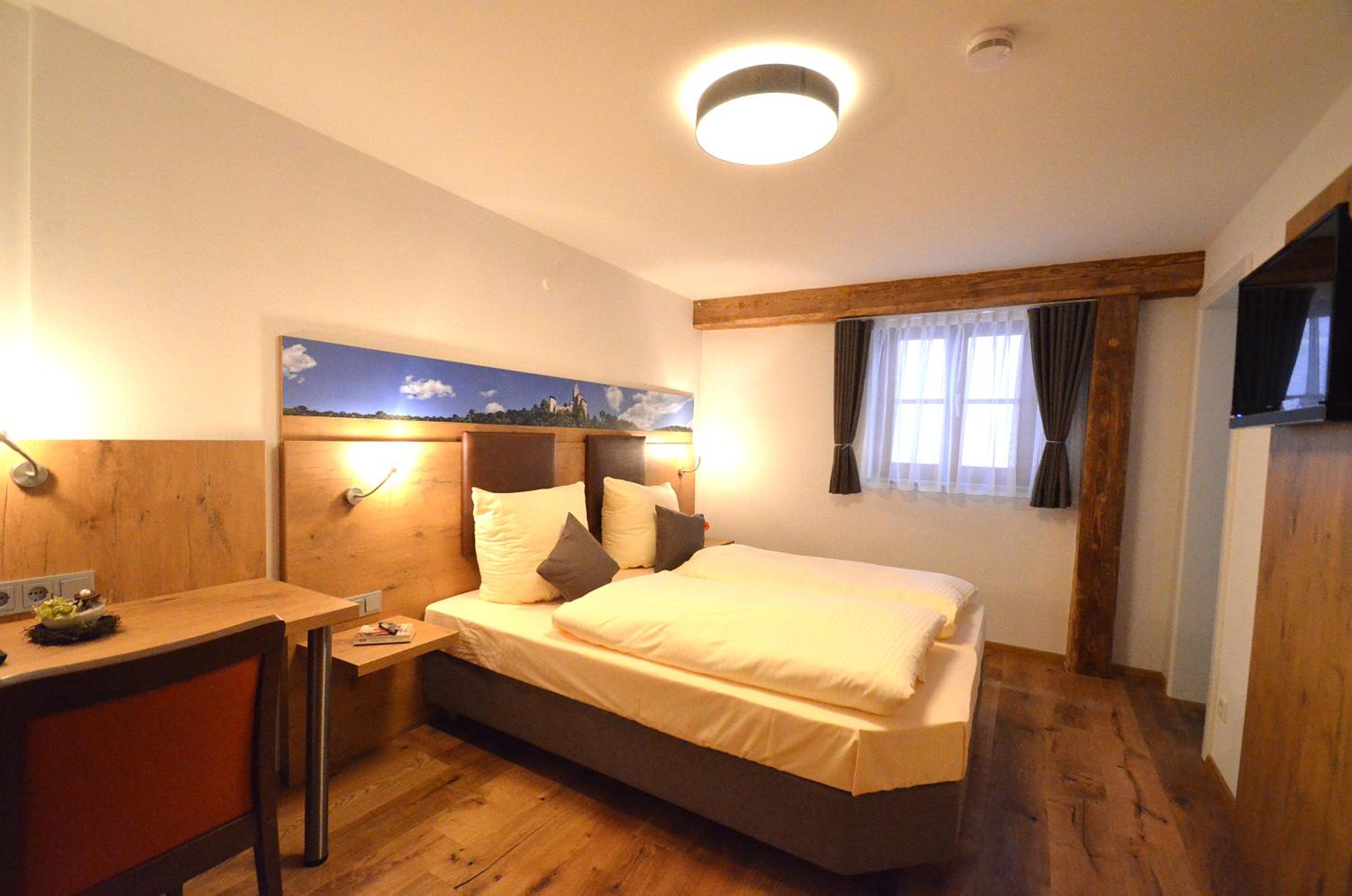 Double Room - Photo 9