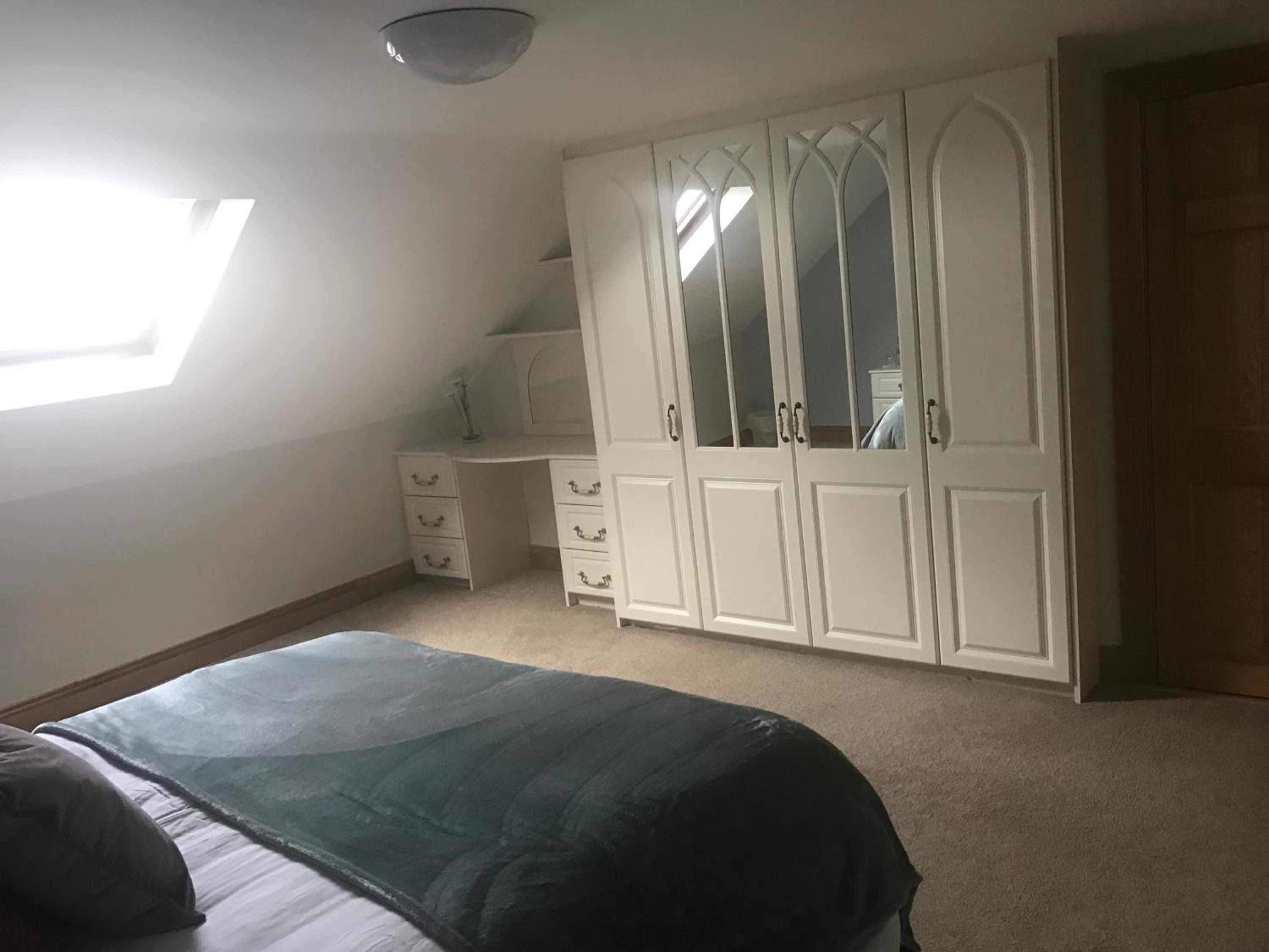 Deluxe Double Room with Shower - Photo 1