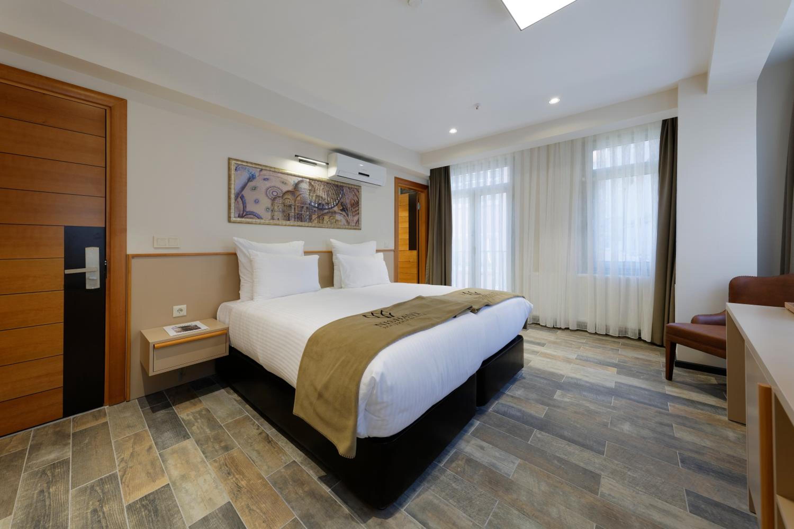 Deluxe Room photo 1