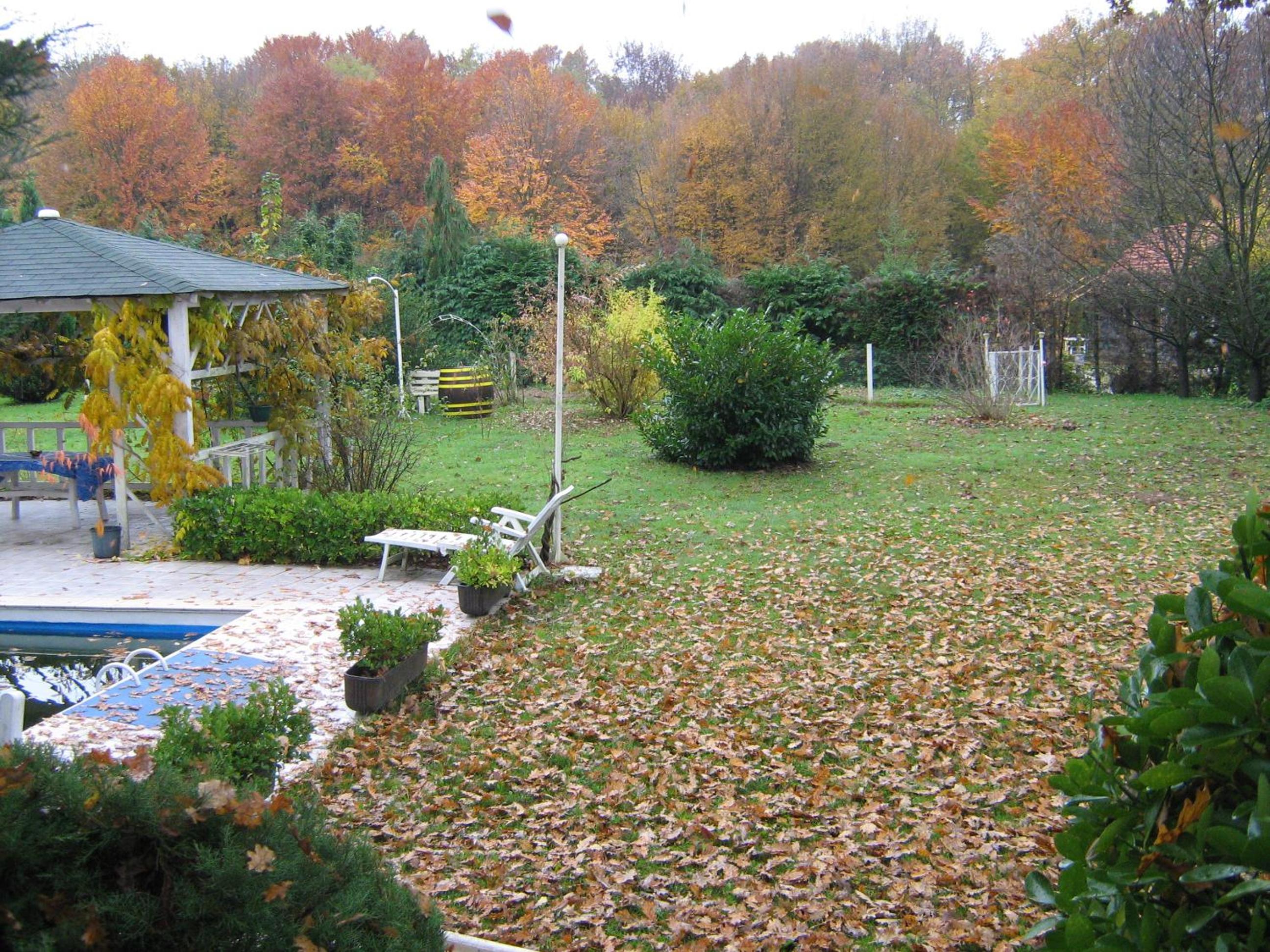 Apartment with Pool View  - Photo 8