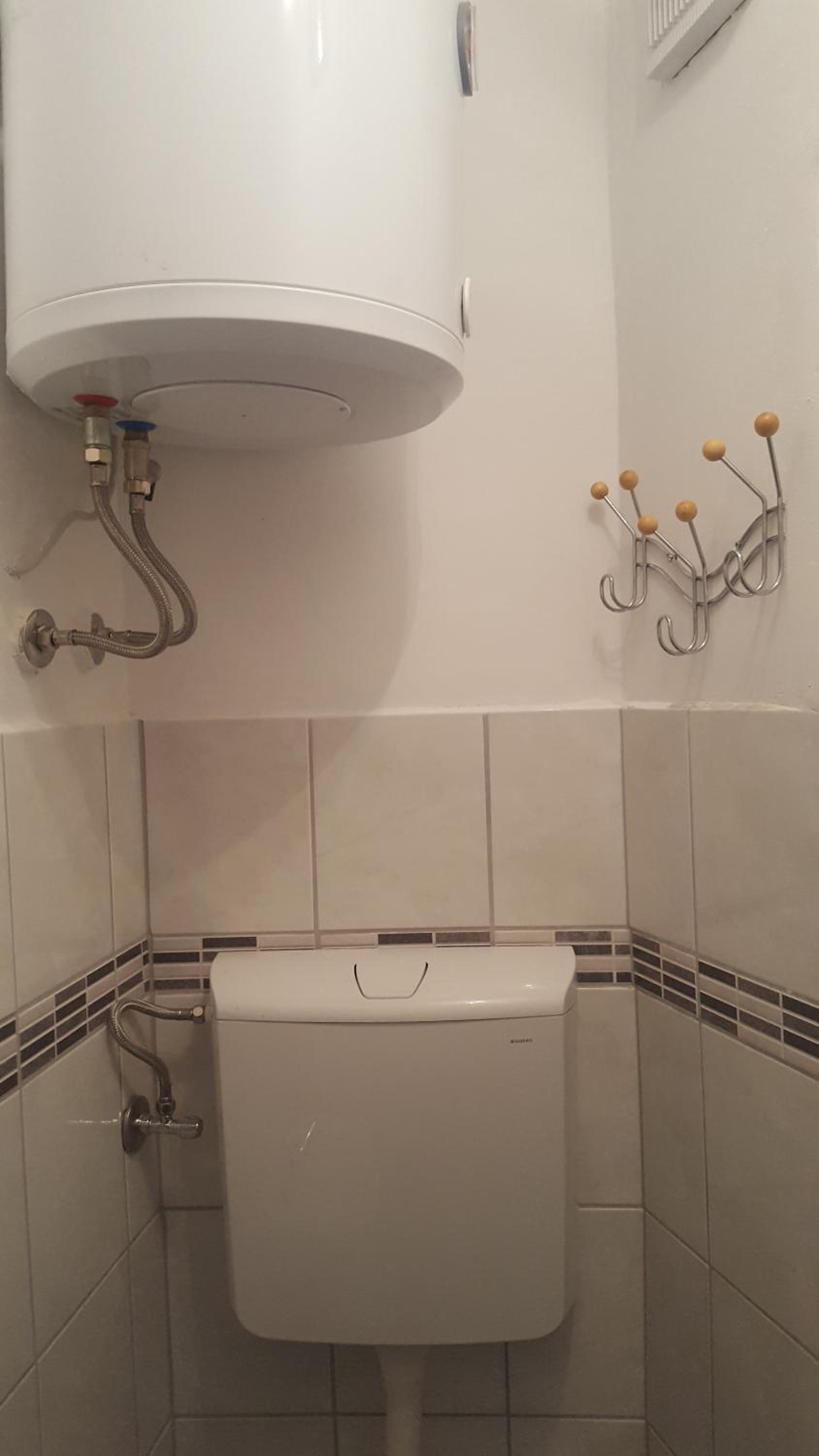 Double Room - Photo 11
