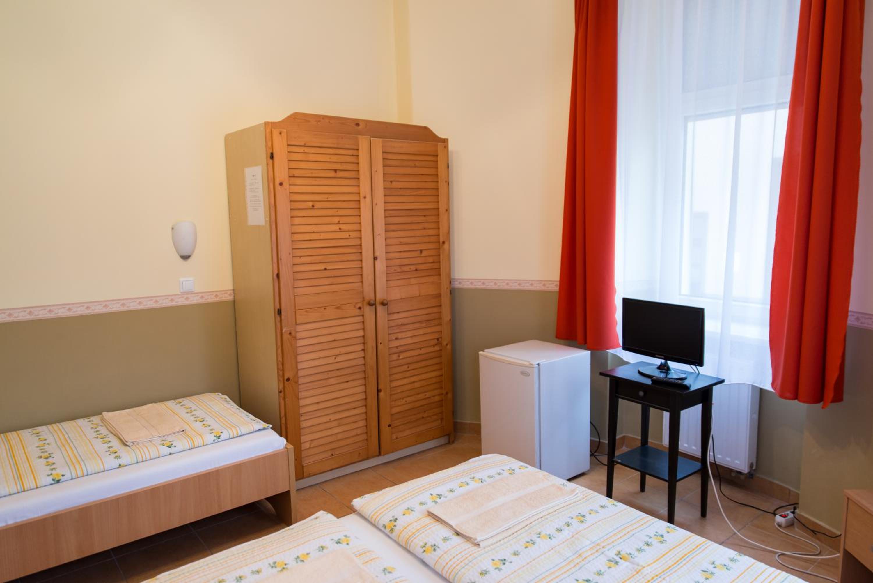 Triple Room photo 2