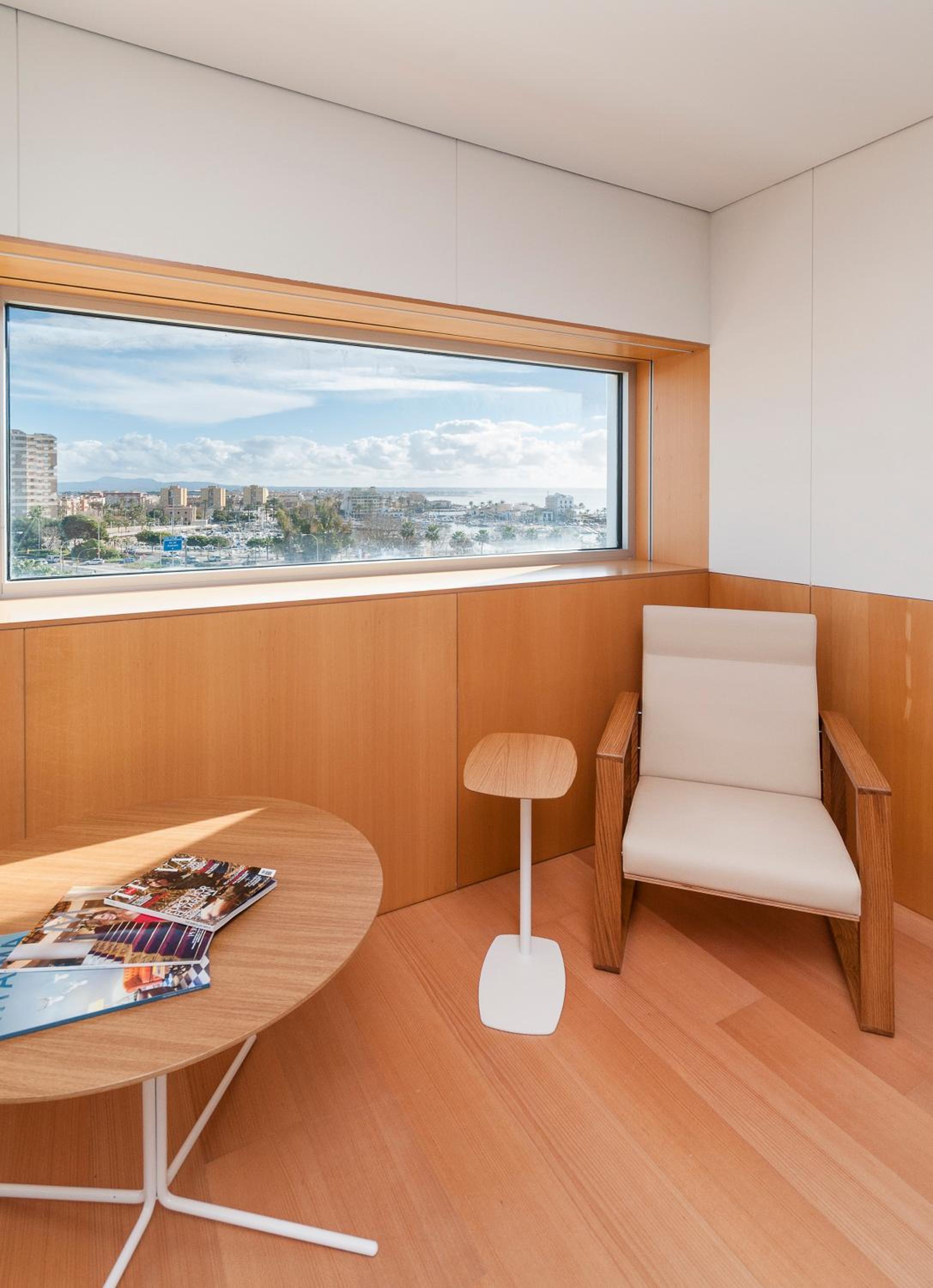 Deluxe Double or Twin Room with Sea View